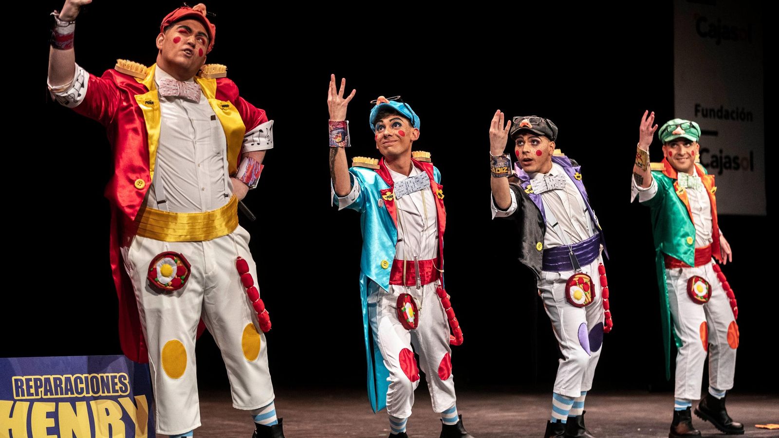 Búscate entre las mejores imágenes de la décima sesión de preliminares del COAC 2025