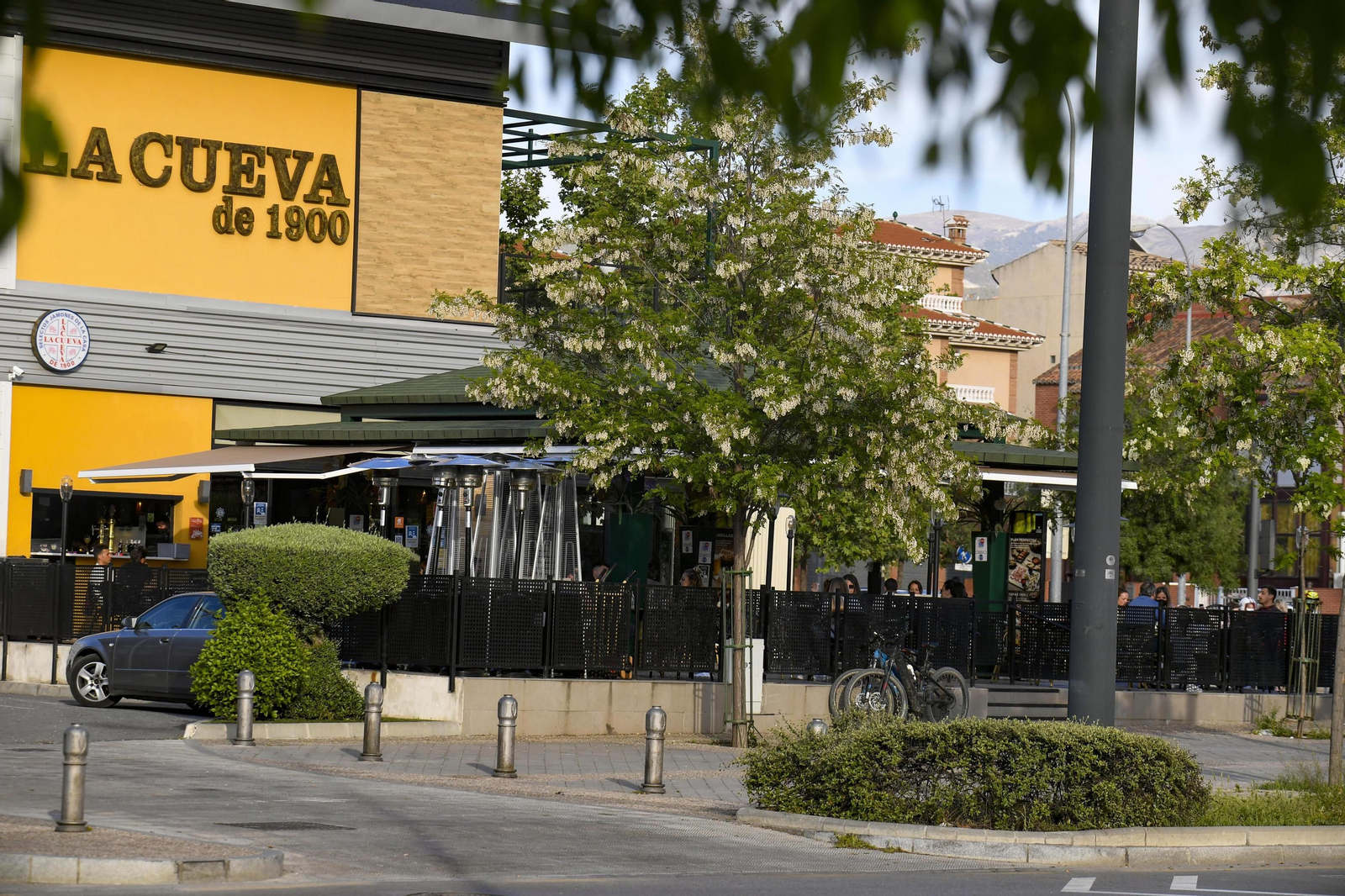 Fotos: los bares de Granada vuelven a cerrar a las ocho de la tarde por el coronavirus