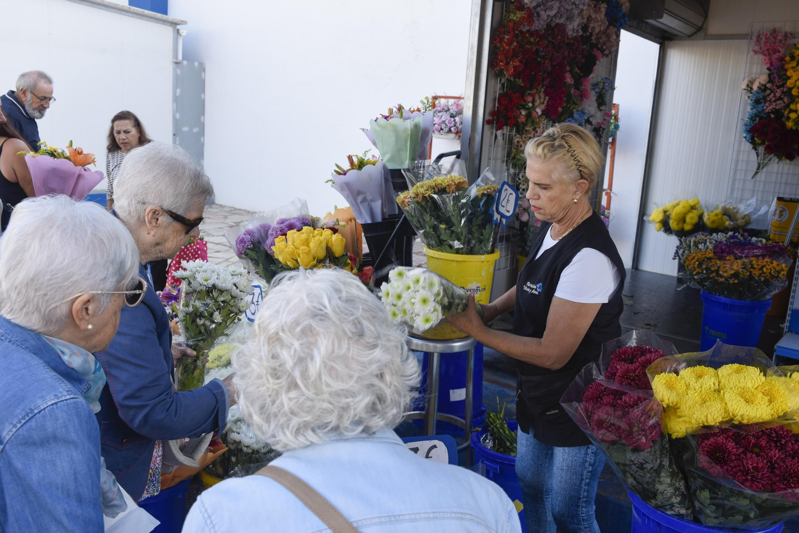 Fotos del Día de Todos los Santos en La Línea