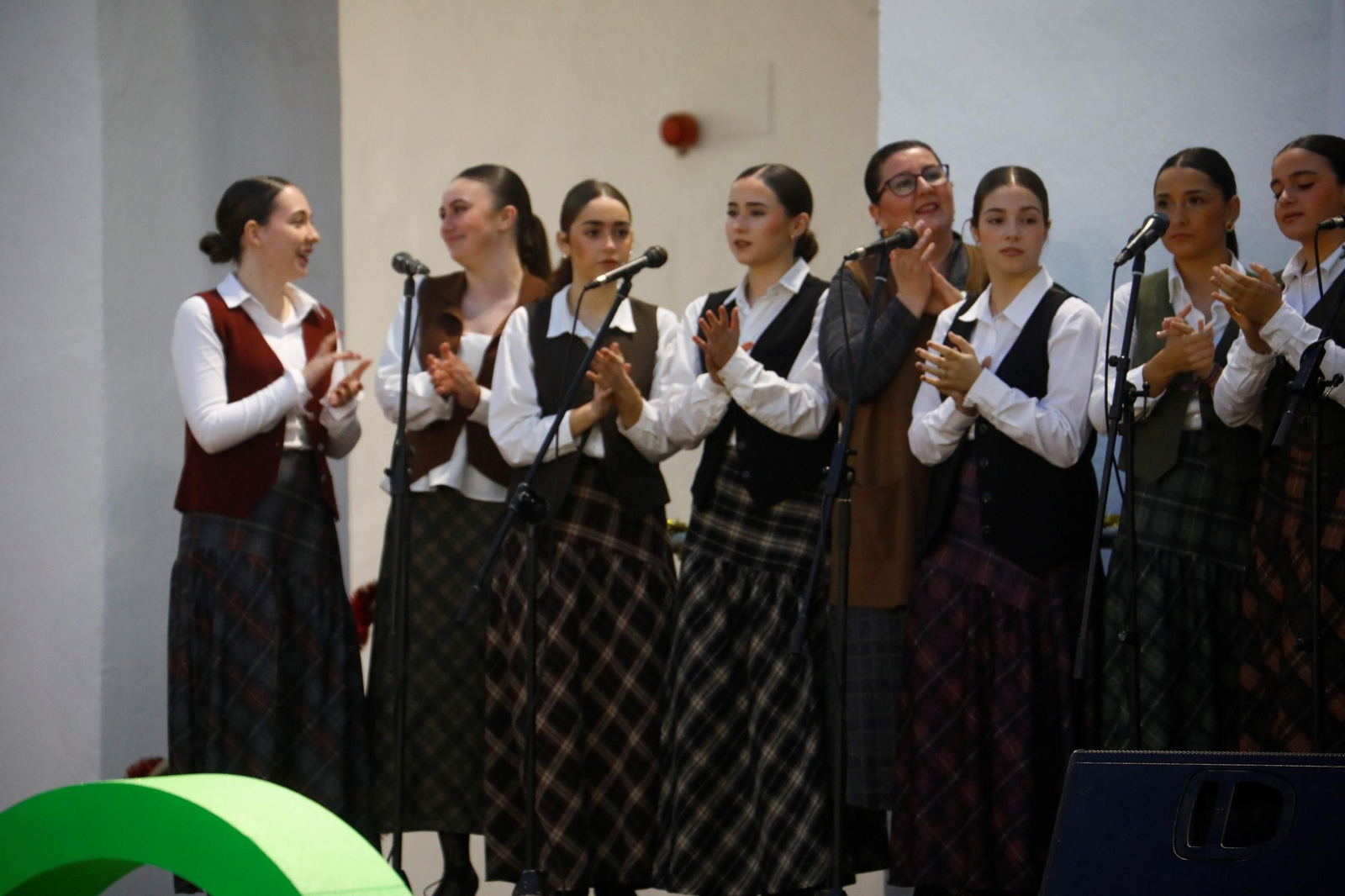 Las mejores fotos de la Zambomba de Navidad de la AECC en Córdoba