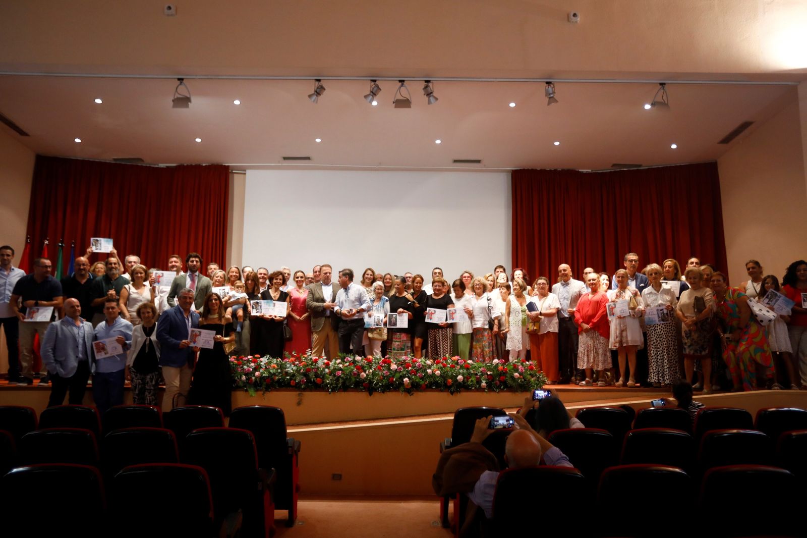 La entrega de premios a los ganadores del Mayo Festivo de Córdoba, en imágenes