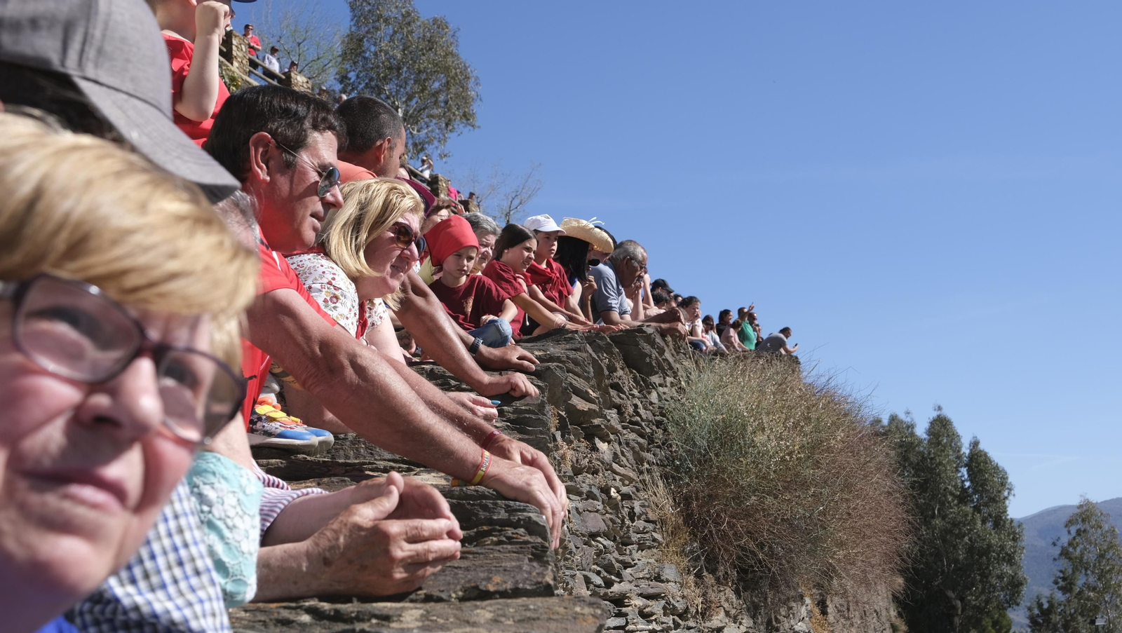 Imágenes de los toros ensogaos y San Marcos, en las Fiestas de Ohanes