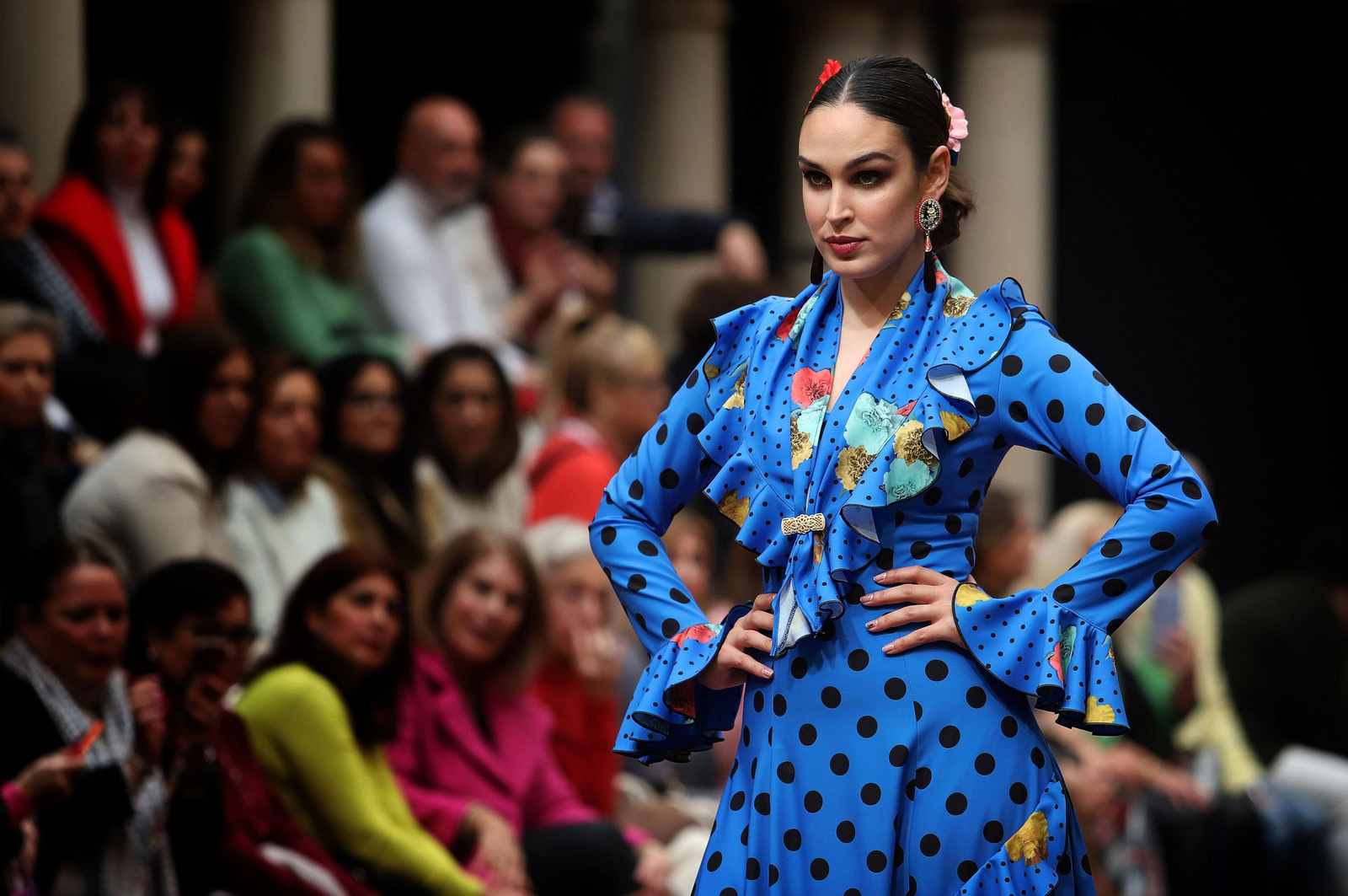 Huelva Flamenca 2023. Imágenes del desfile benéfico de El Ajolí a favor de Cruz Roja Española
