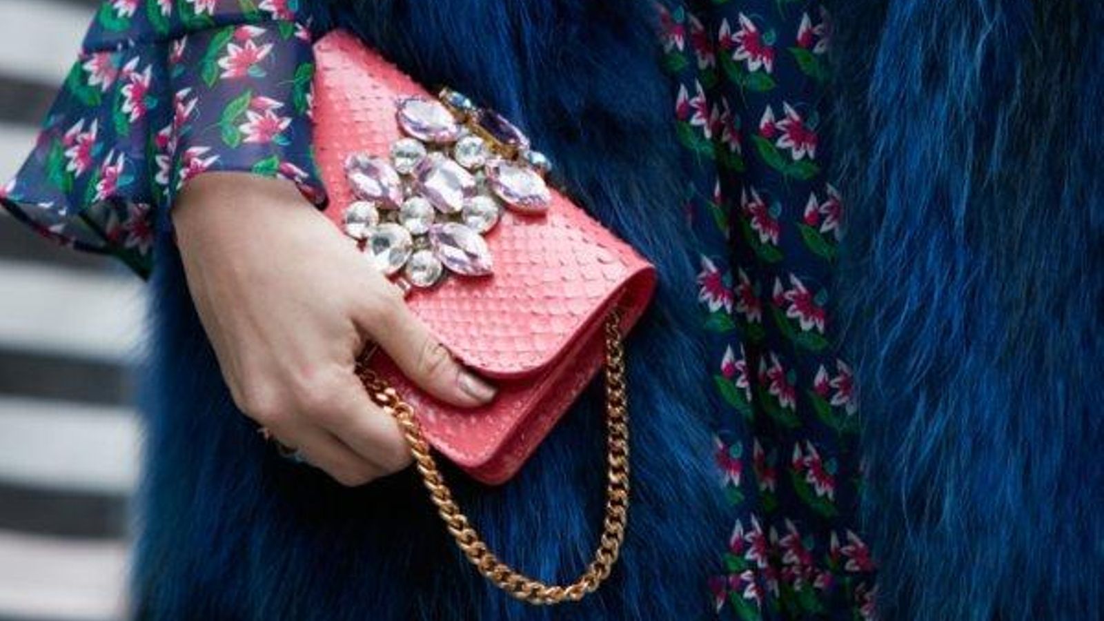 El estampado de flores, en vestidos y camisas.