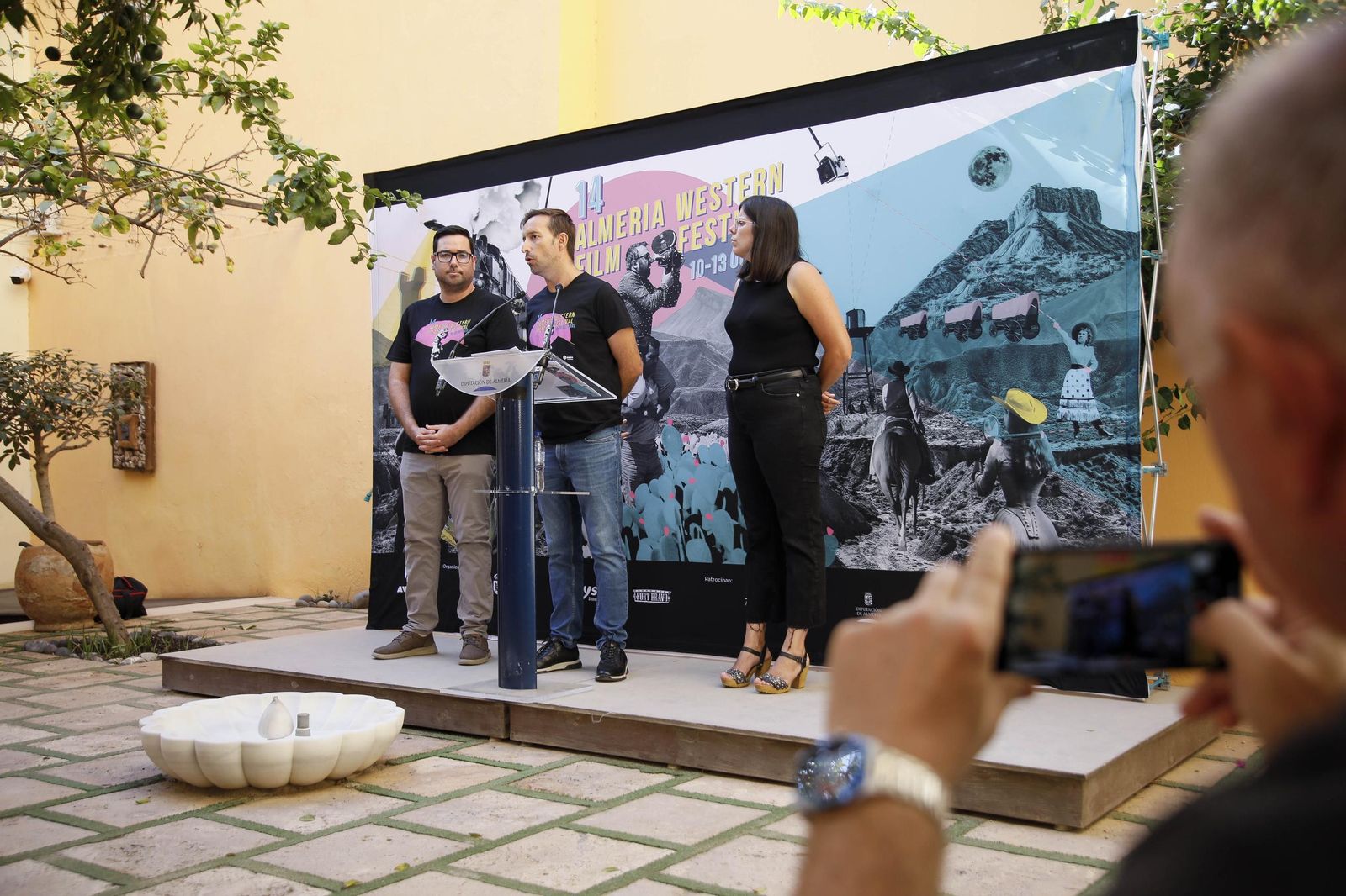 Las imágenes de la presentación de la XIV edición del Almería Western Film Festival