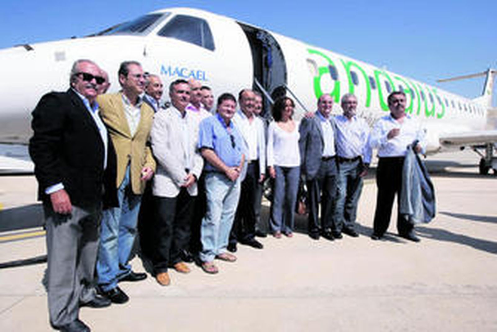 Presentación de la aeronave de Ándalus 'Macael'.