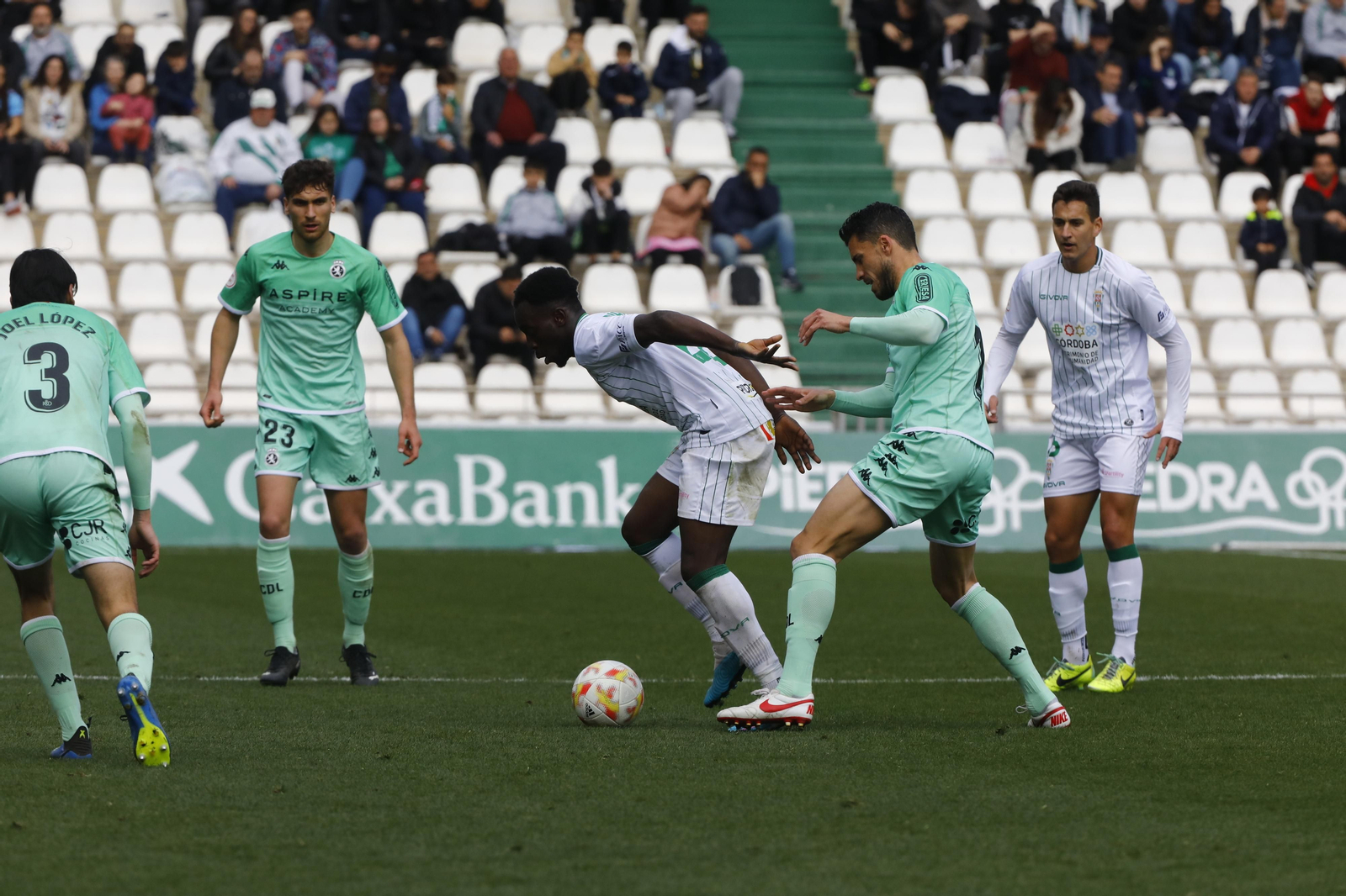 La victoria del Córdoba CF ante la Cultural Leonesa, en imágenes