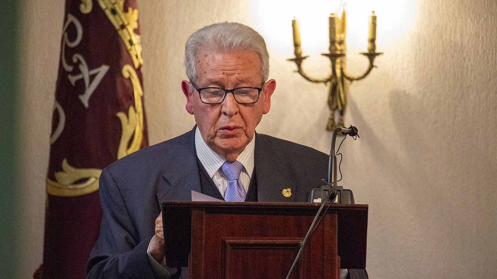 Andrés Luis Cañadas, pregonero de los Reyes Magos en la Academia San Dionisio.