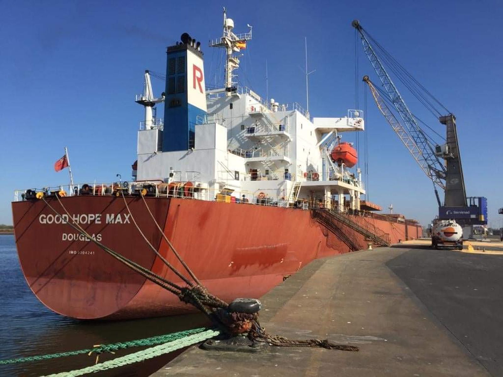 El buque ‘Good Hope Max’ realizó la mayor descarga de maíz procedente de Brasil.