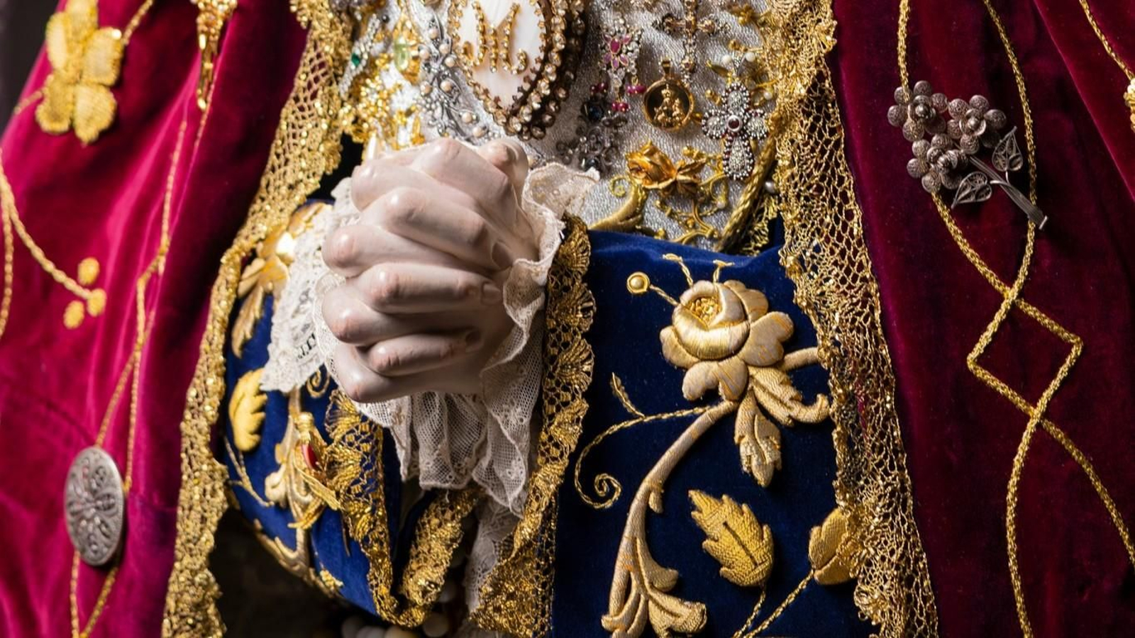 Fotogalería ‘Granada bajo palio’ 2025: Nuestra Señora de los Reyes