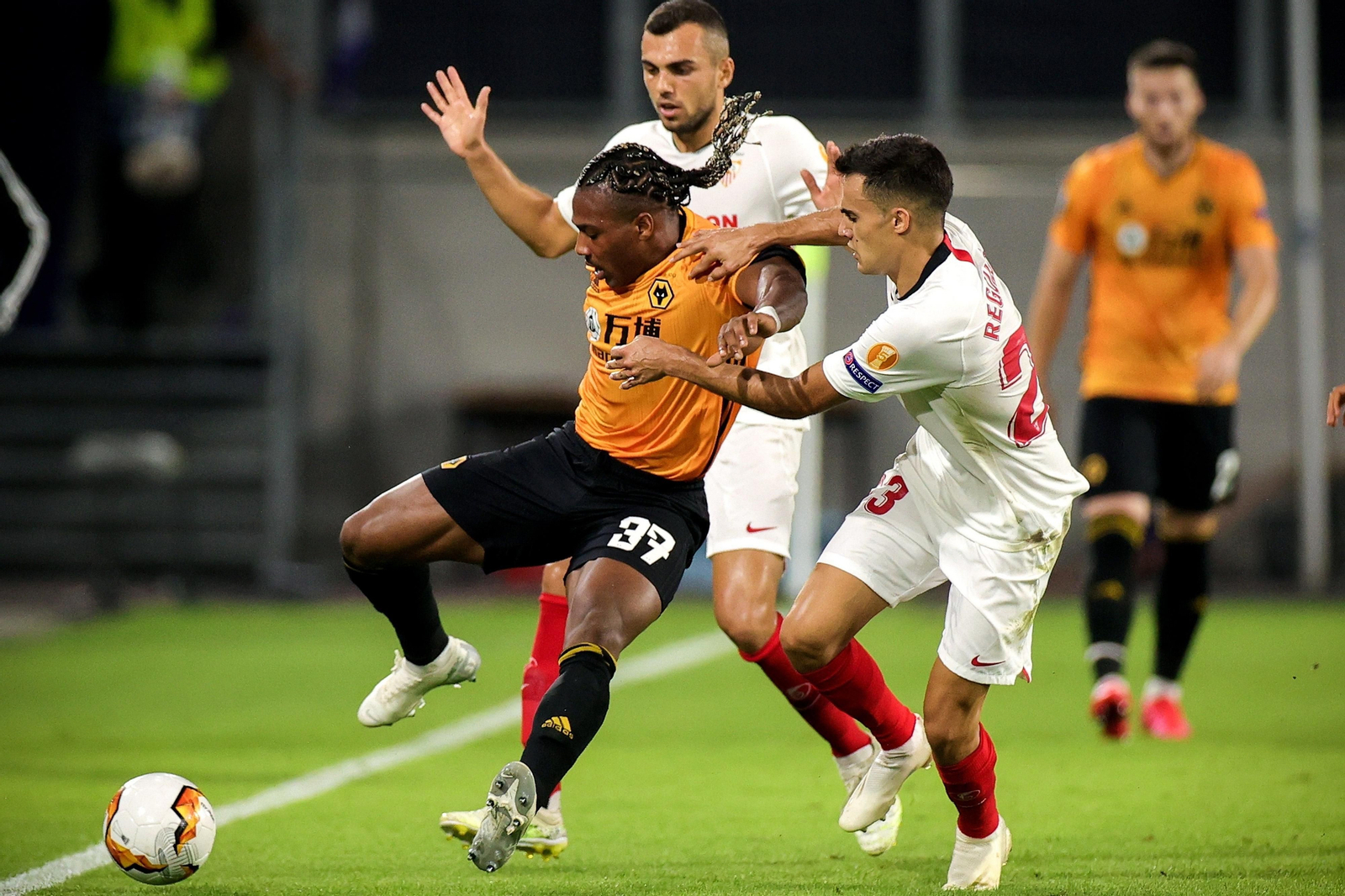 Las imágenes del Wolverhampton-Sevilla