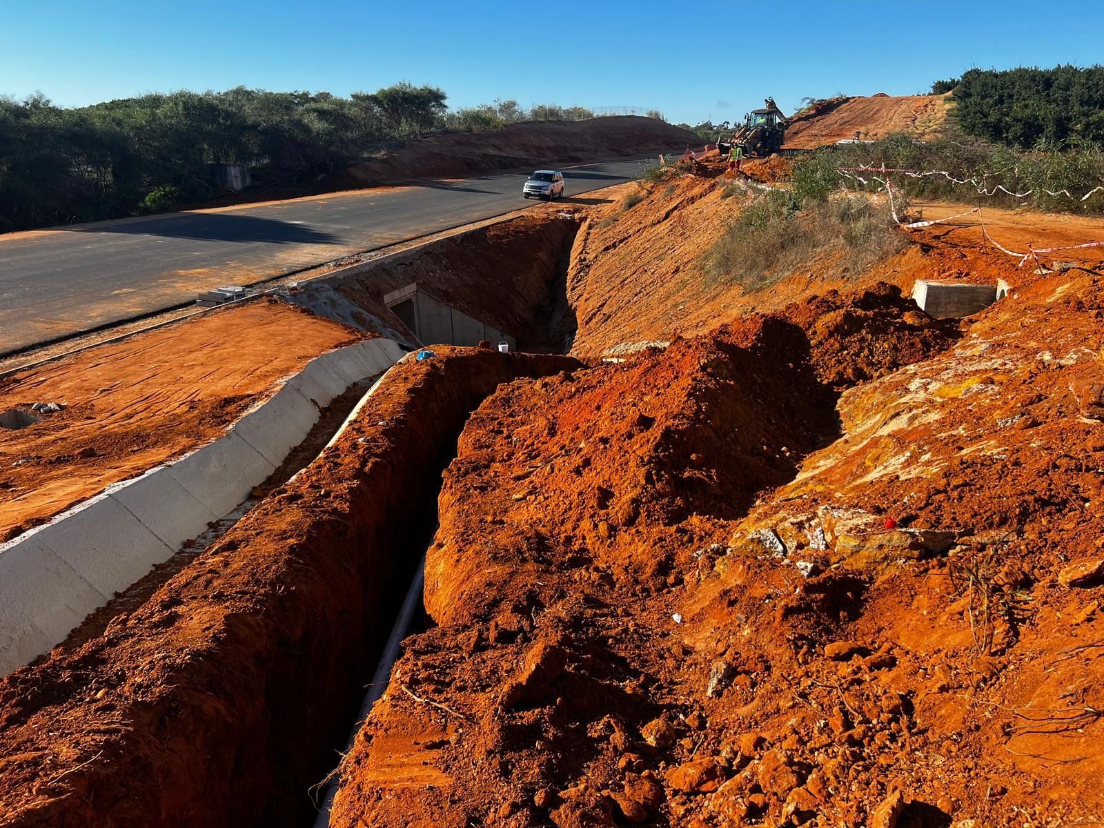 Estado de las obras en los accesos al Chare de Lepe a comienzos de mes.