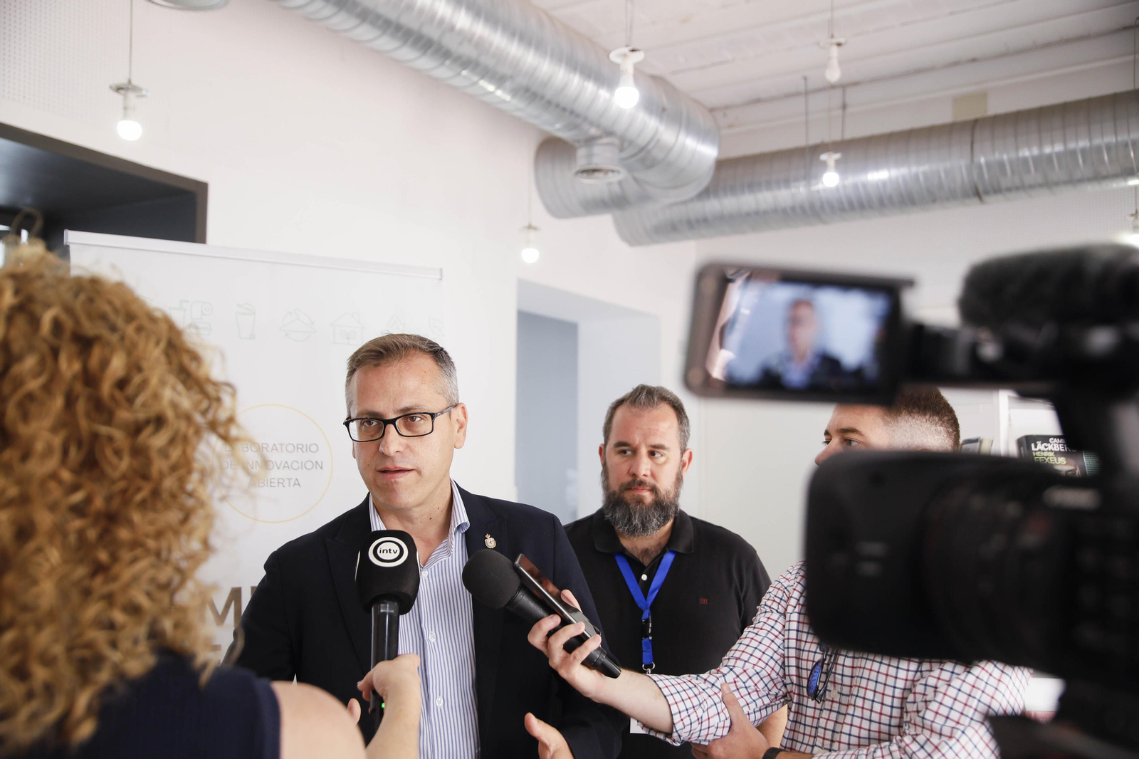 LAB de Innovación Abierta ‘Almería Residuo Cero: la economía circular para transformar la ciudad’, en imágenes