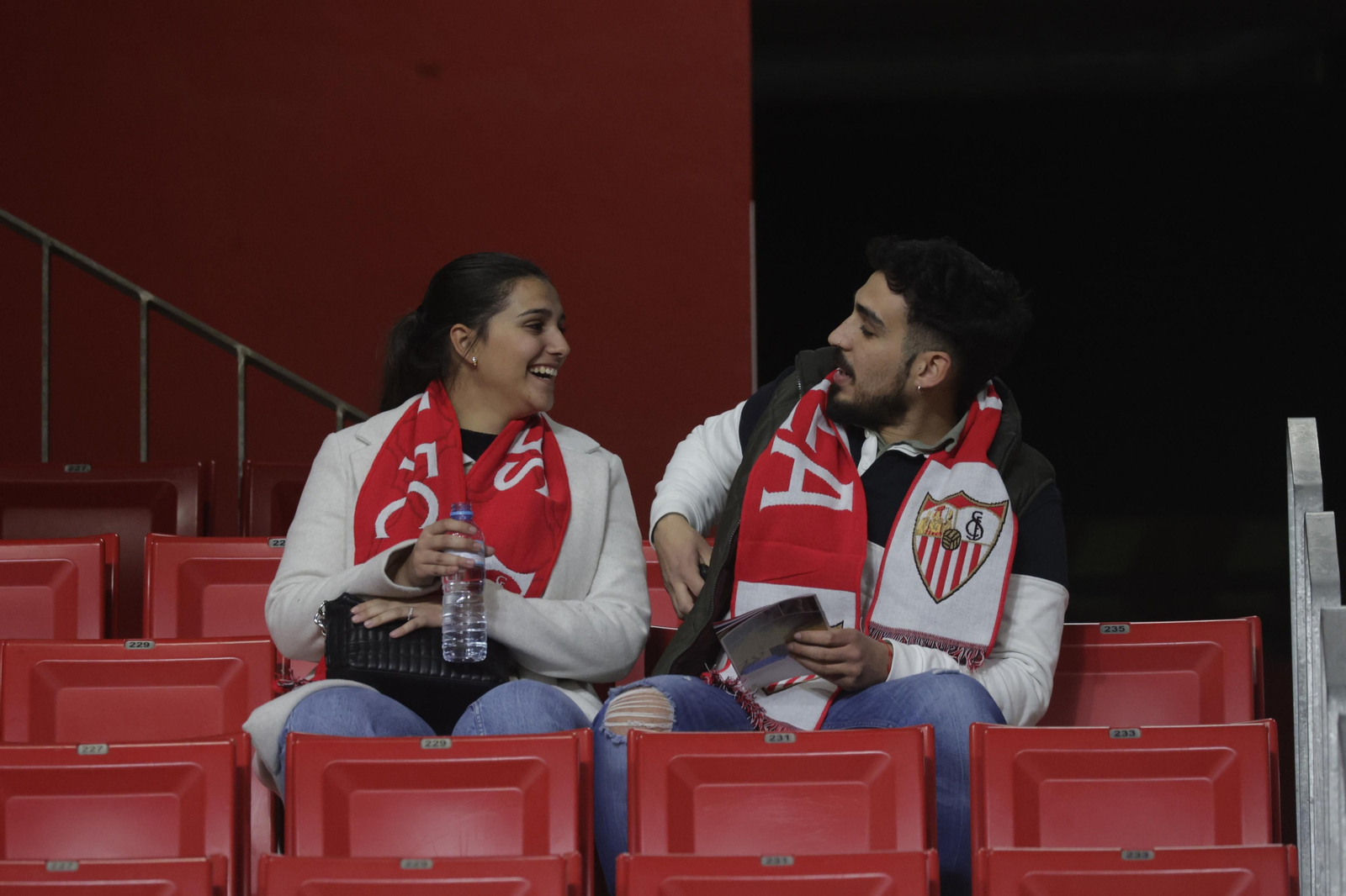 Búscate en las gradas del Sánchez Pizjuán