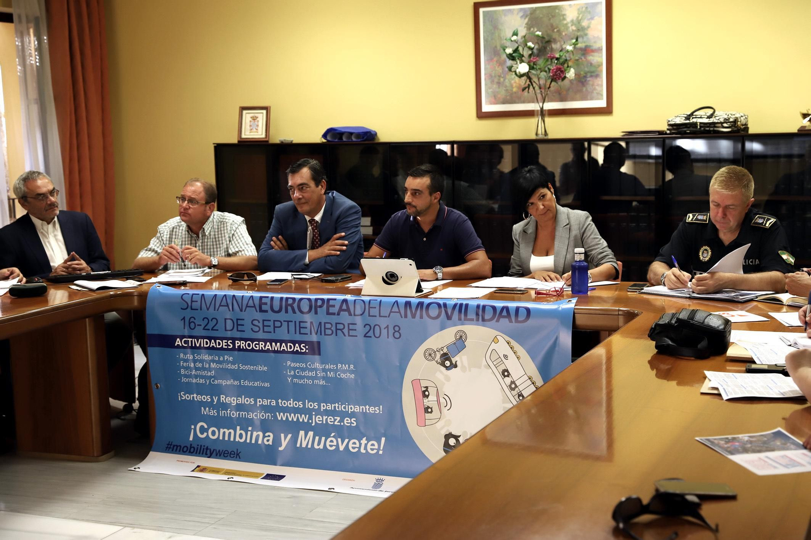 Imagen de la reunión de ayer de la Mesa de Movilidad.