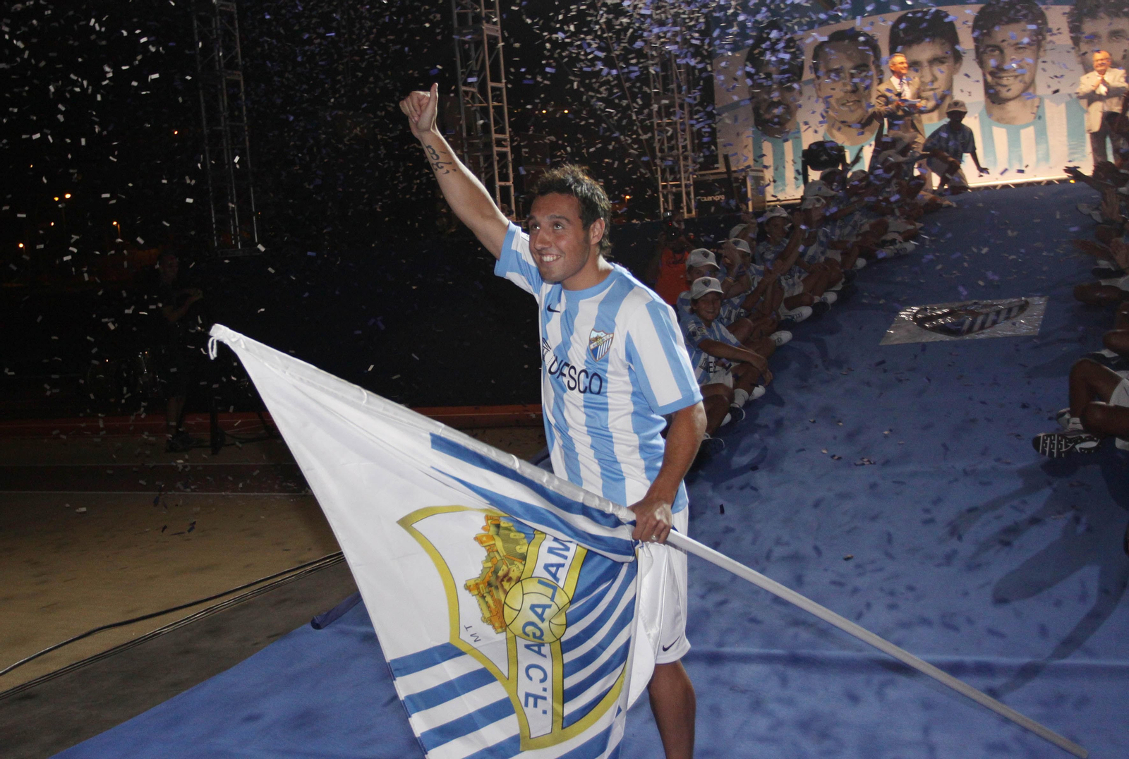 Cazorla, en su presentación con el Málaga.