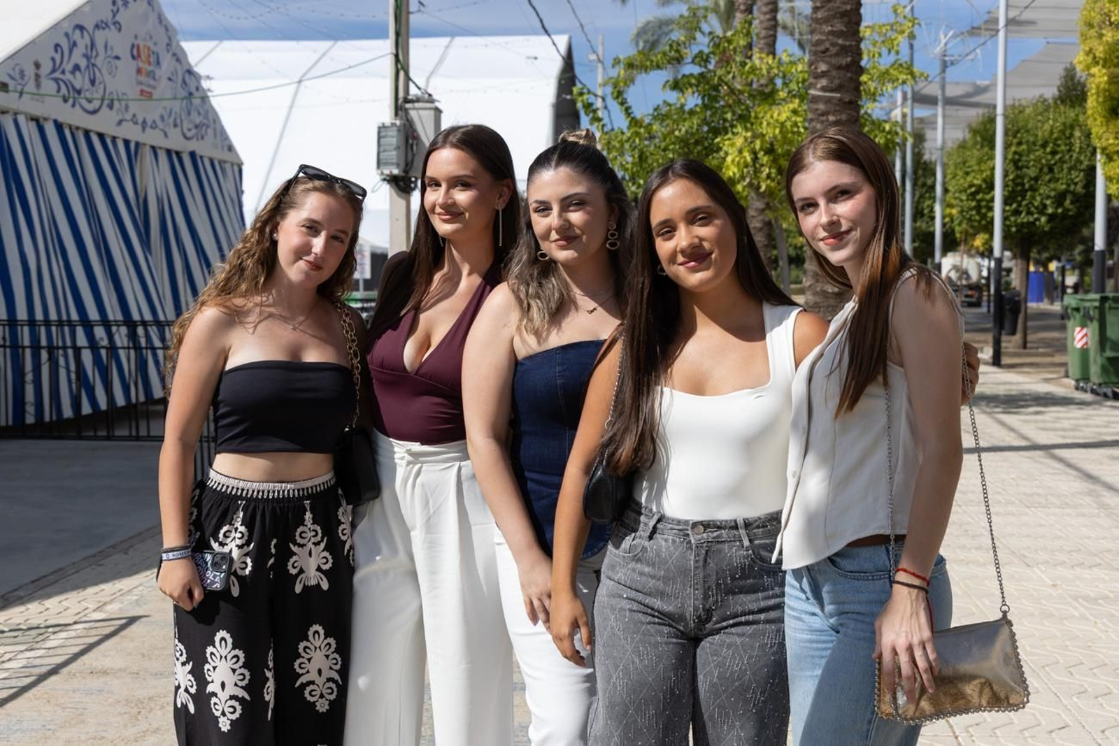 Música, risas y buen ambiente en la Feria de Andújar en su jornada de día