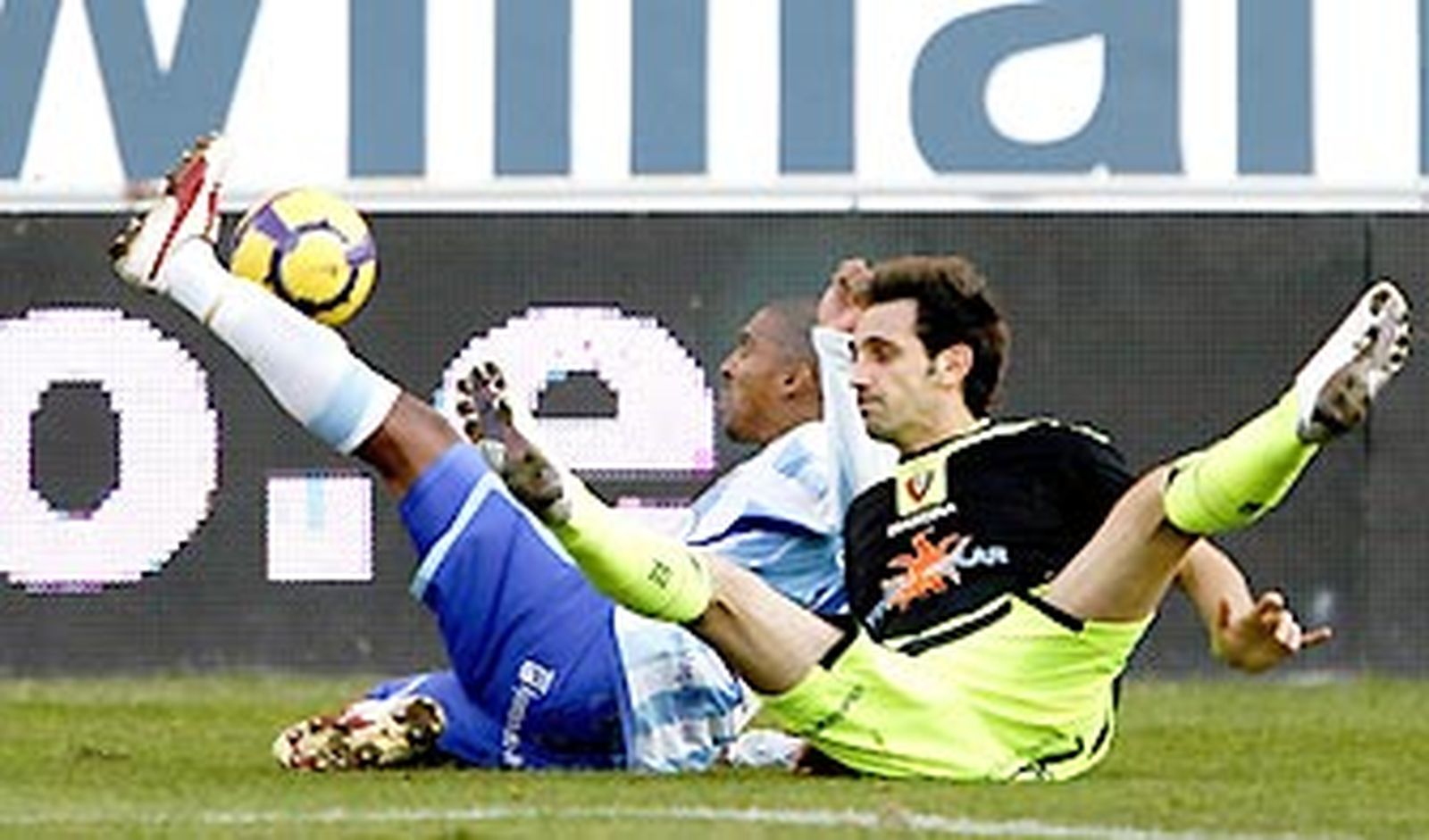 Pobre empate del Málaga ante el Osasuna (1-1)