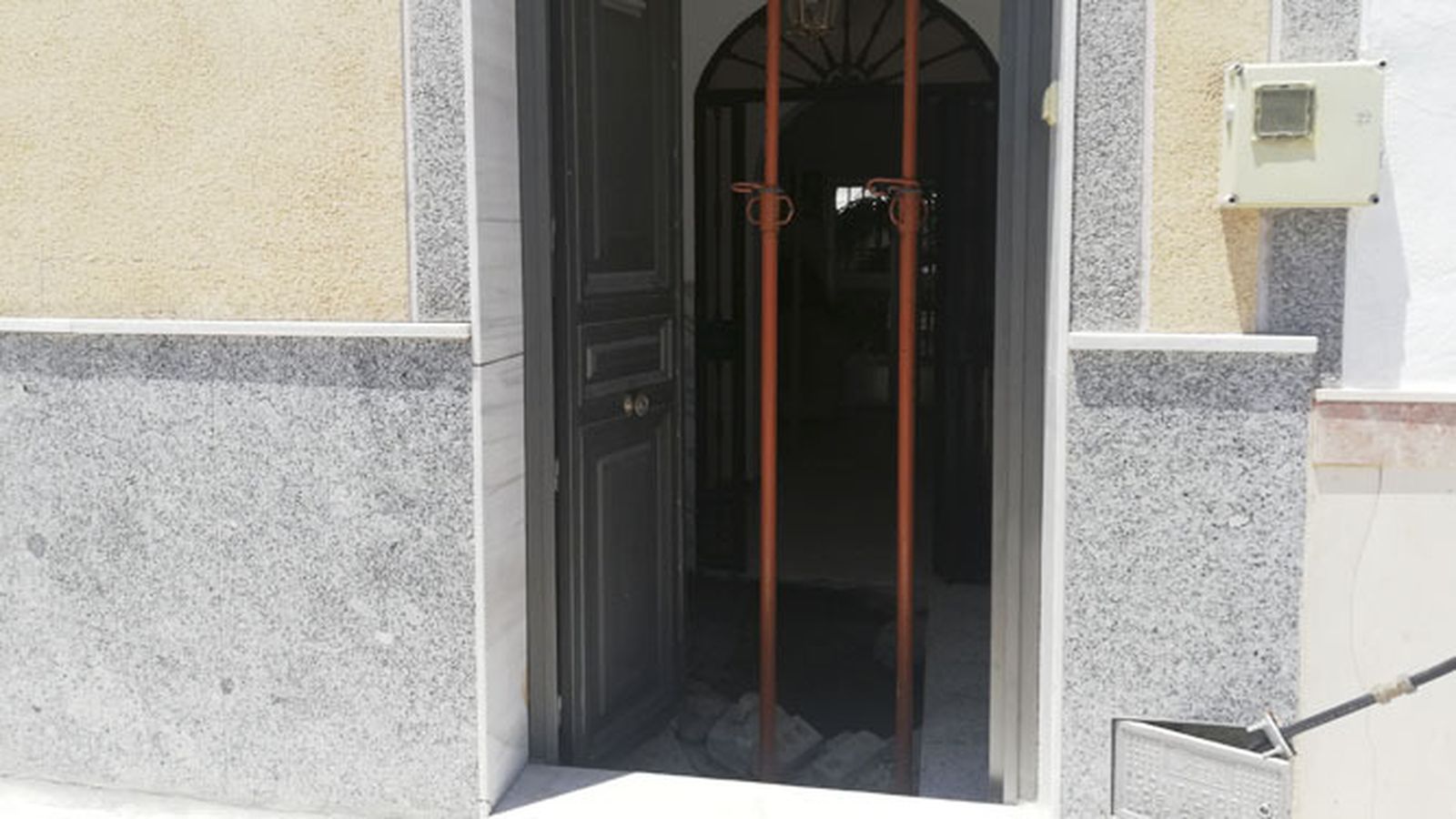 Vivienda apuntalada en el número 21 de la calle Trasmatadero de Lucena