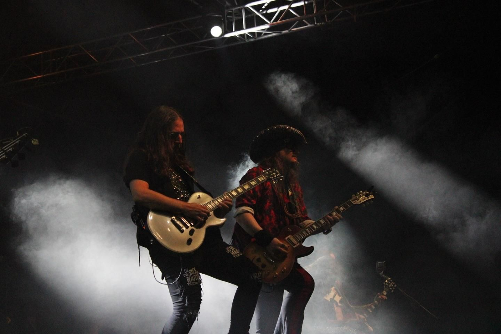 Mägo de Oz hace vibrar la Feria de Agosto de Jimena de la Frontera