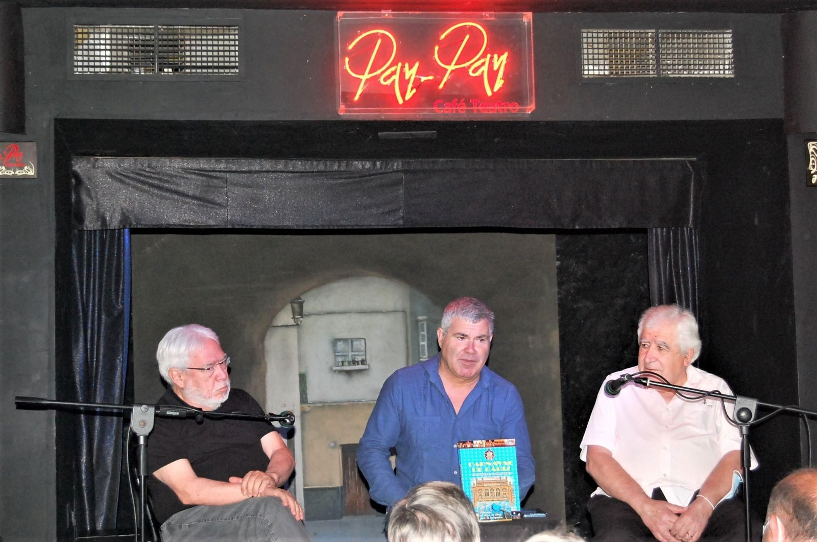 Presentación del libro en el Pay-Pay.