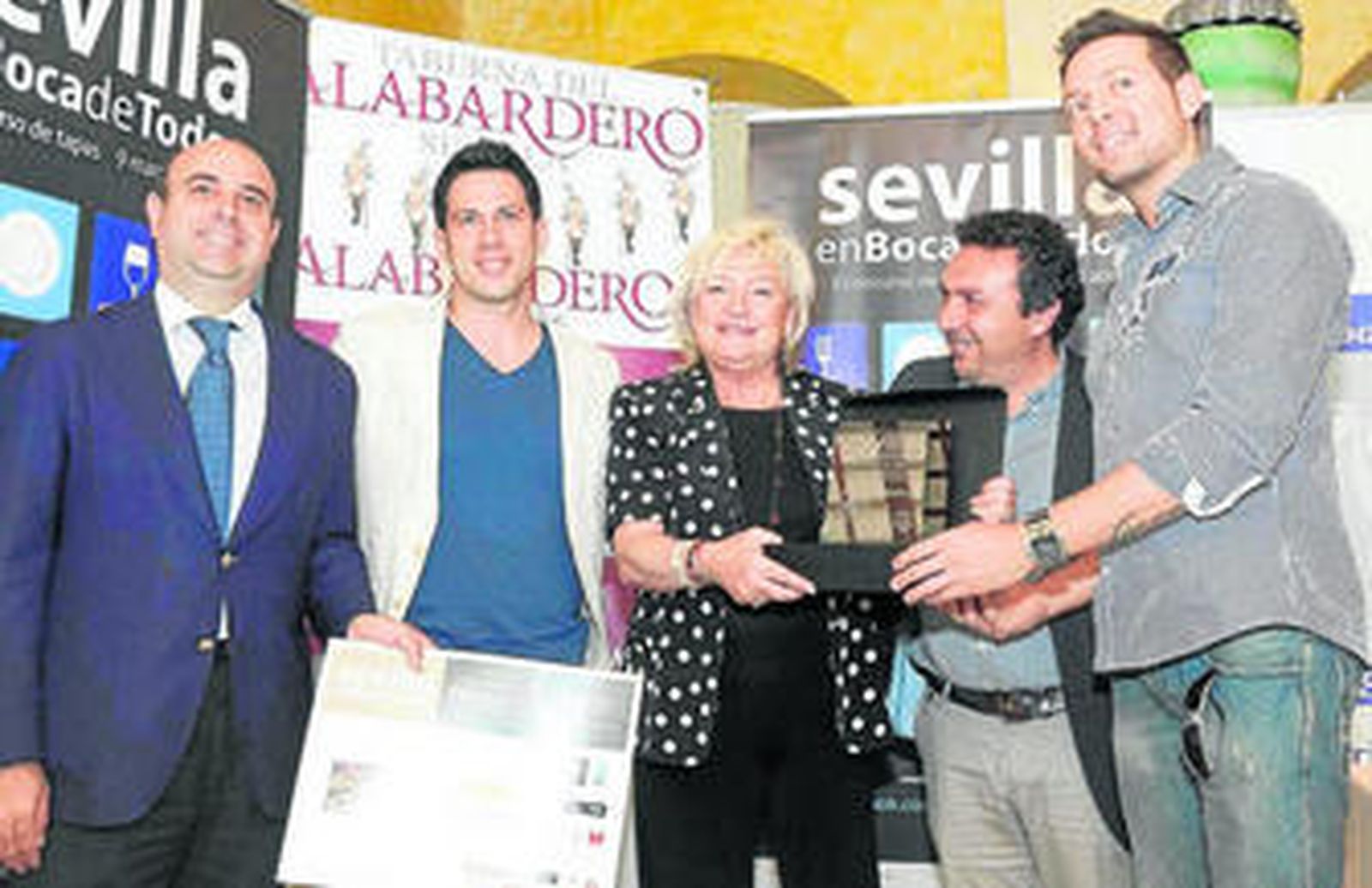 Pedro Sánchez Cuerda, Juan Luis Fernández, Rosamar Prieto-Castro, Horacio Mangas y Cristo García.