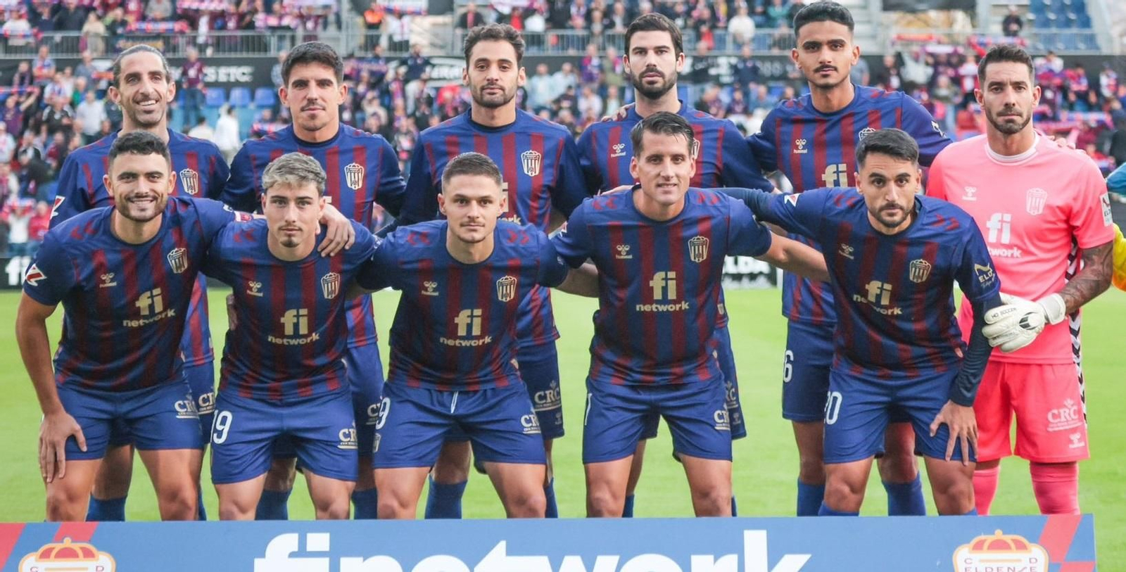 Formación inicial del Eldense ante el Real Zaragoza.