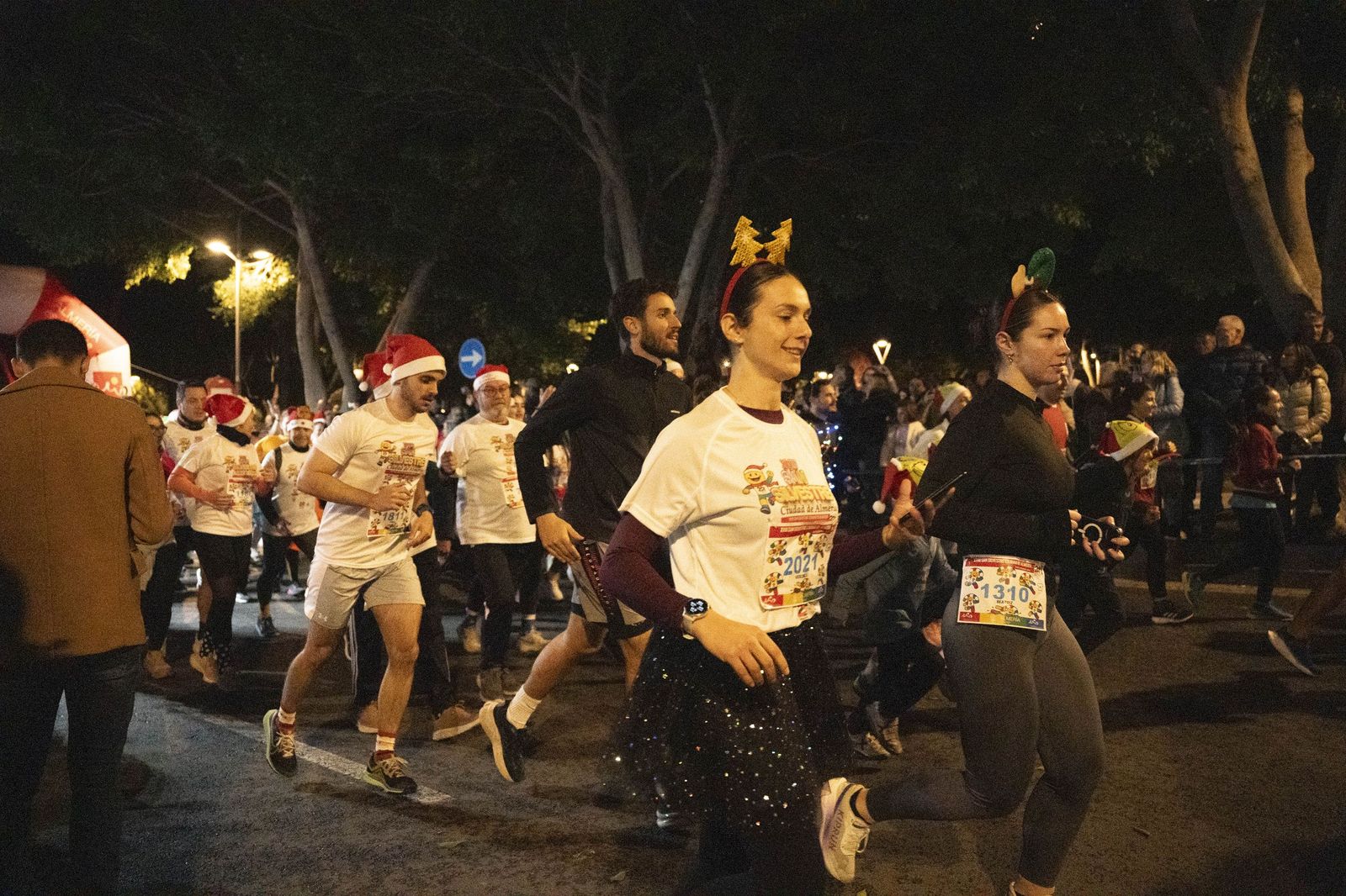 Almería corre y celebra su memoria olímpica en una San Silvestre de récord