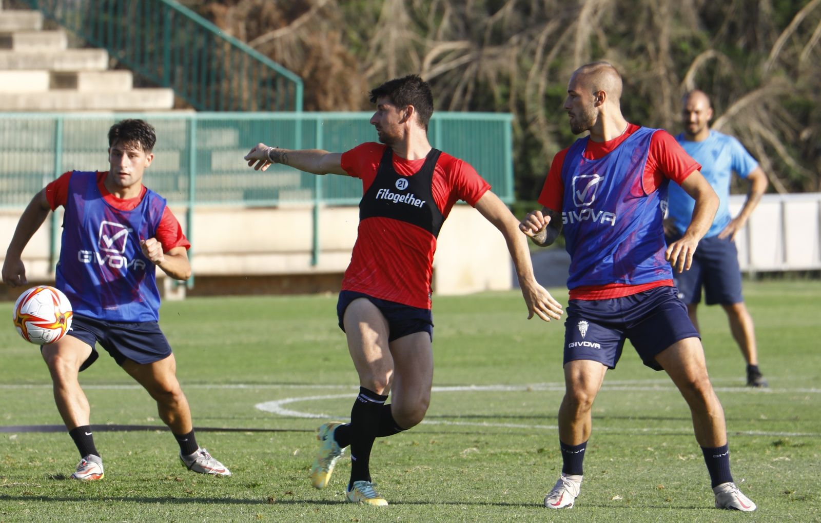 Javi Flores, durante un entrenamiento en la Ciudad Deportiva.