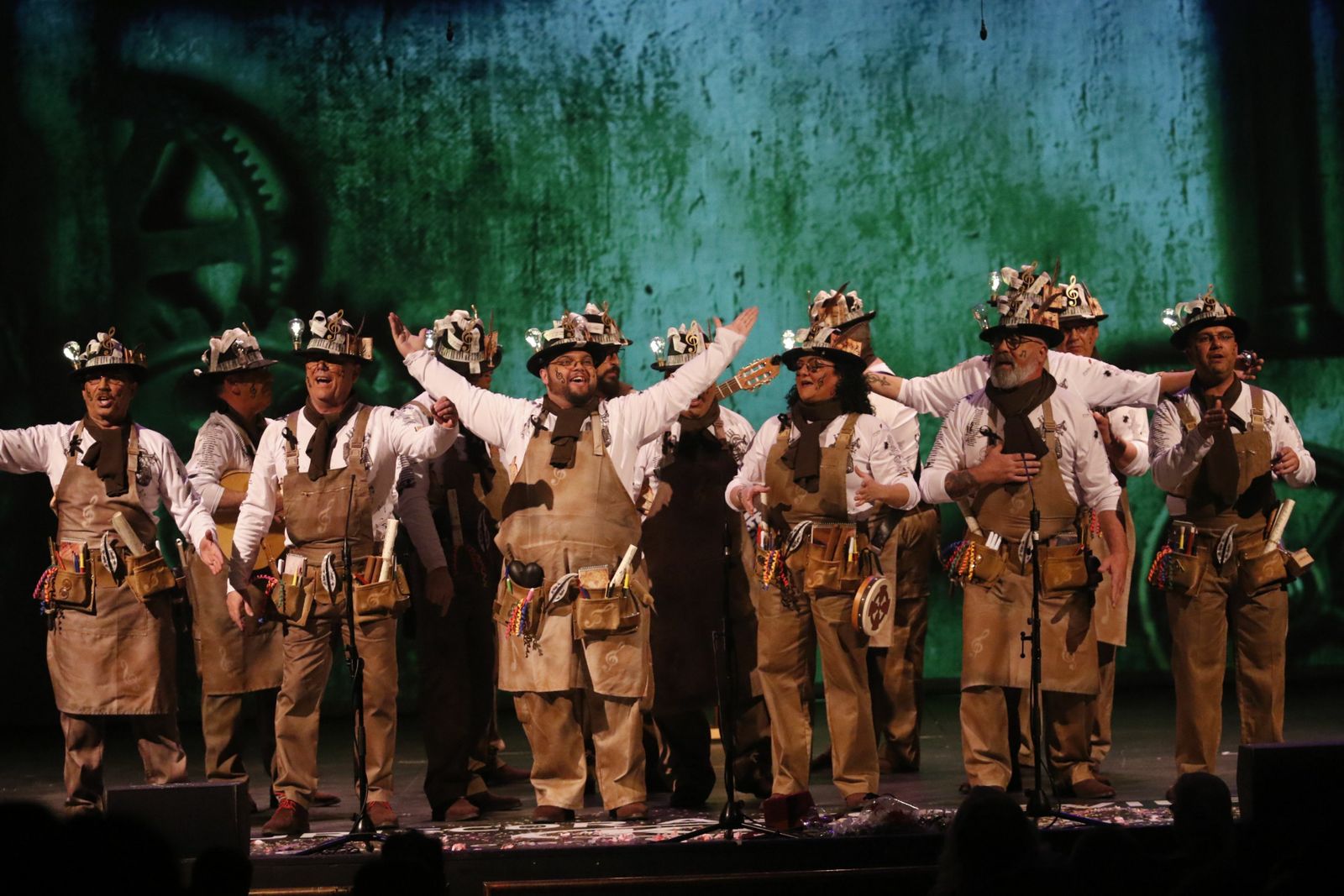 Comparsa 'El taller de las coplas'.