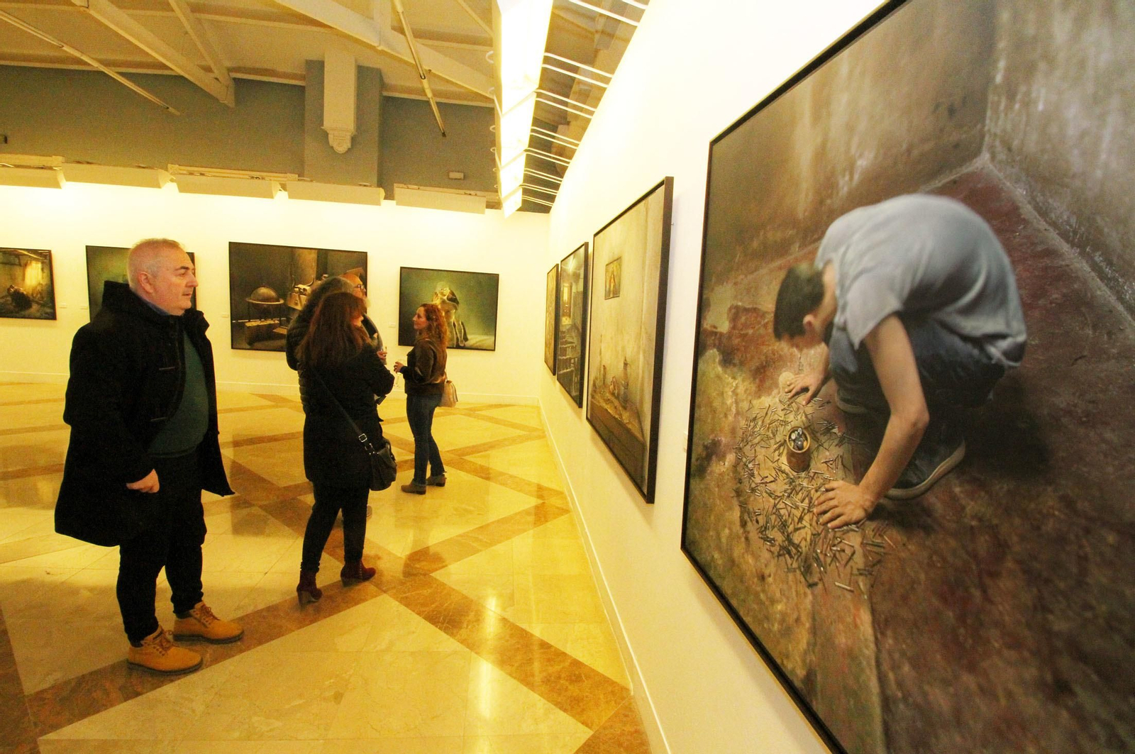 Imágenes de la inauguración de dos exposiciones de Latitudes: 'Cespedosa', de Castro Prieto, y 'Untitled', de Teun Hocks
