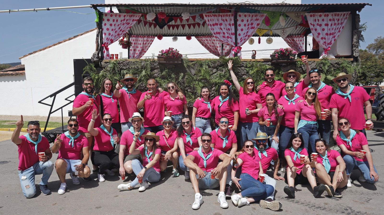 Fotos de la romería del Cristo de la Almoraima en Castellar