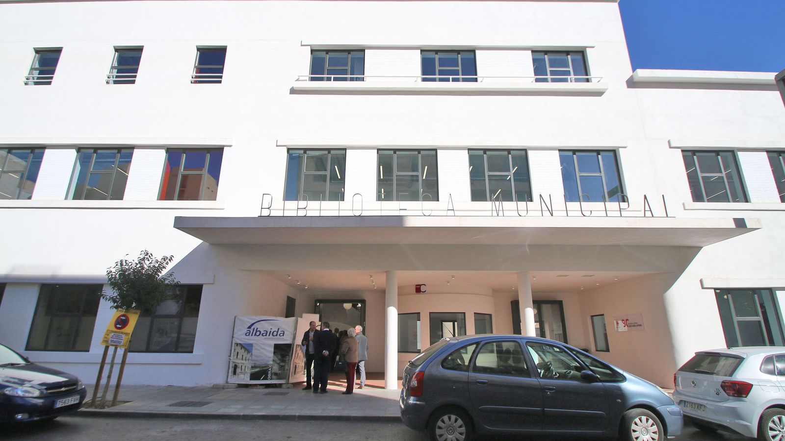 El antiguo cuartel de la Policía Local de Almería, rehabilitado por Albaida como biblioteca ‘José María Artero’.