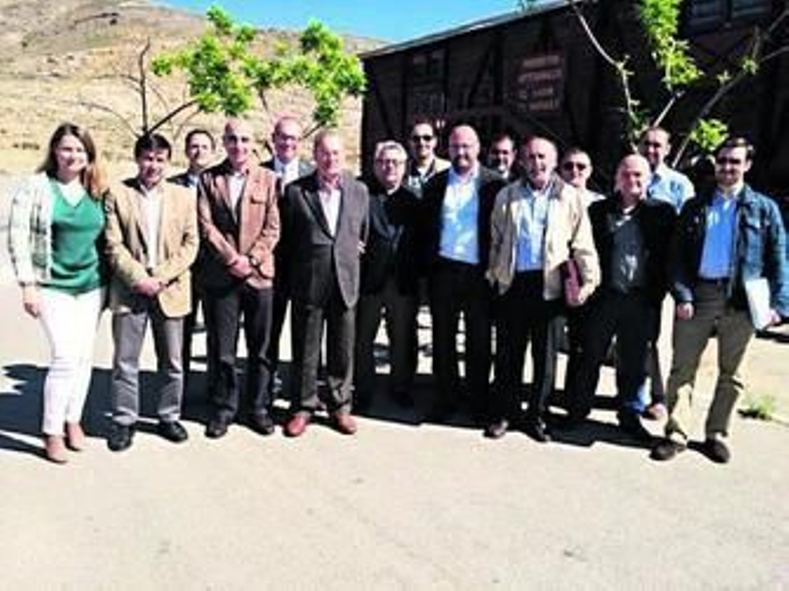 El elcalde de Alquife cedió las instalaciones municipales para dar la bienvenida a los miembros de la asociación.