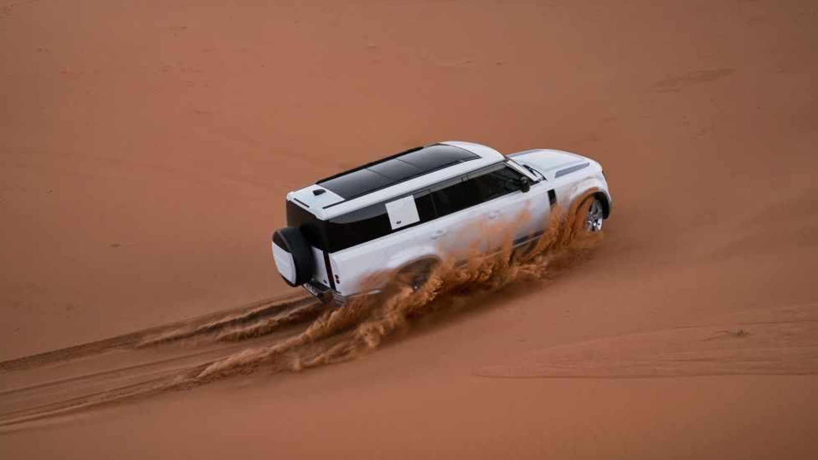 La tracción total estaría asegurada con la MLA, del mismo modo que una batería con una considerable capacidad de energía.