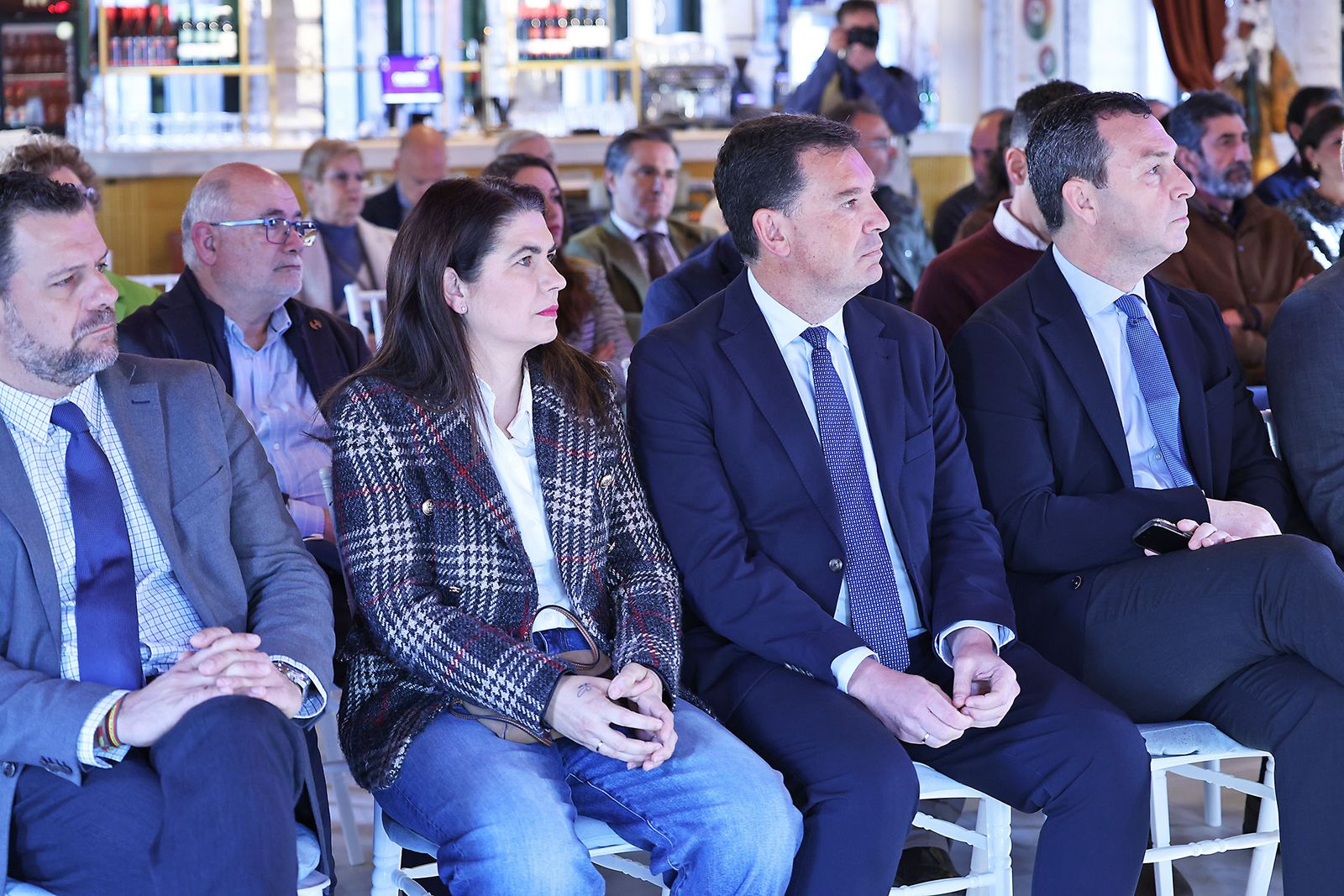 Imágenes de los invitados al Foro Gerardo Rojas