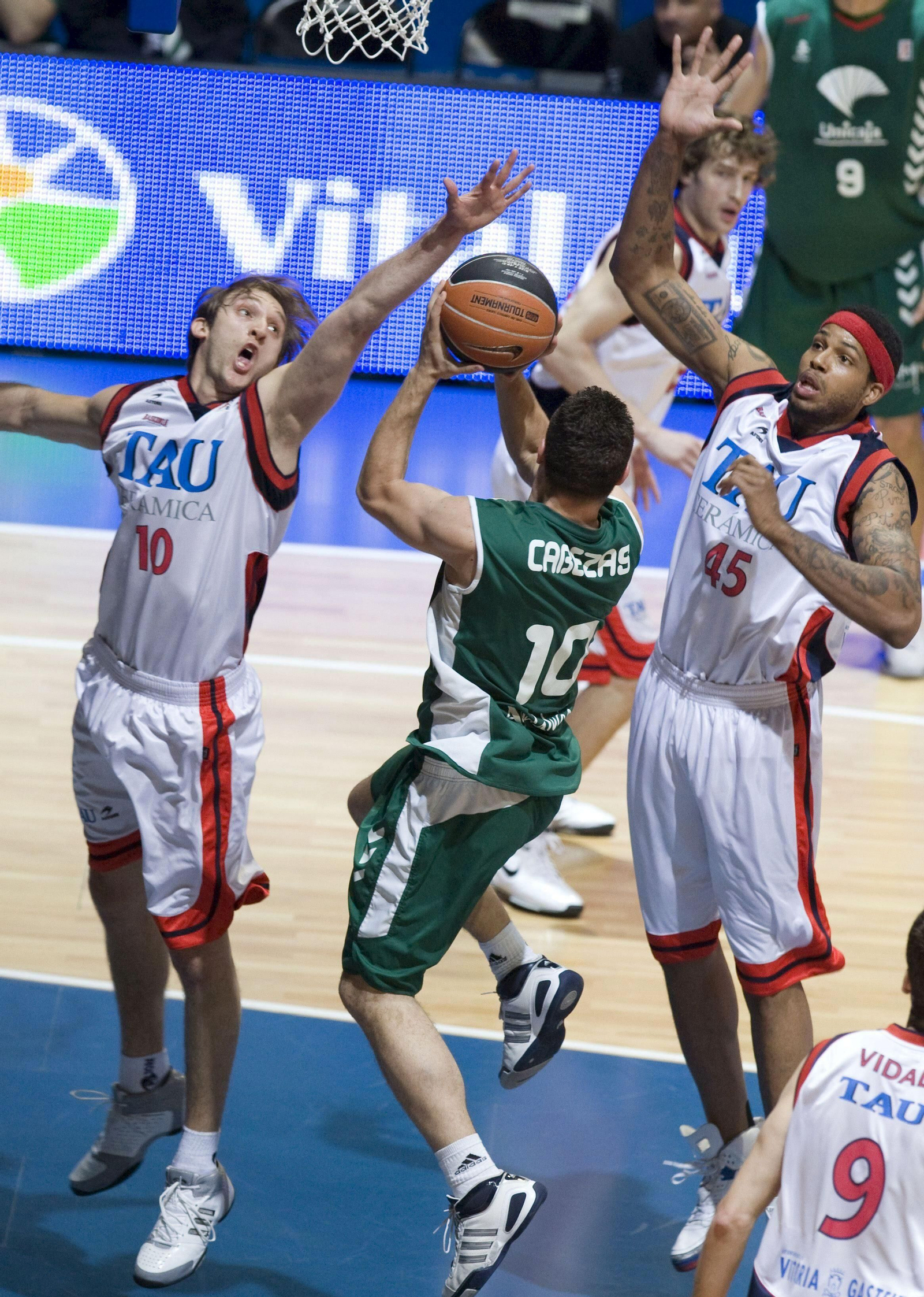 La carrera de Carlos Cabezas, en fotos
