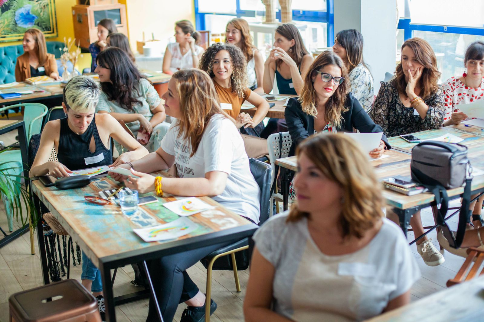Uno de los encuentros de Mujeres Sobresalientes.
