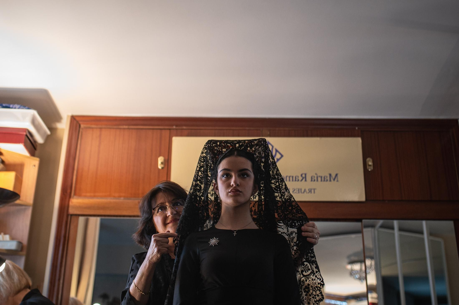 Las imágenes del taller de costura de María Ramos