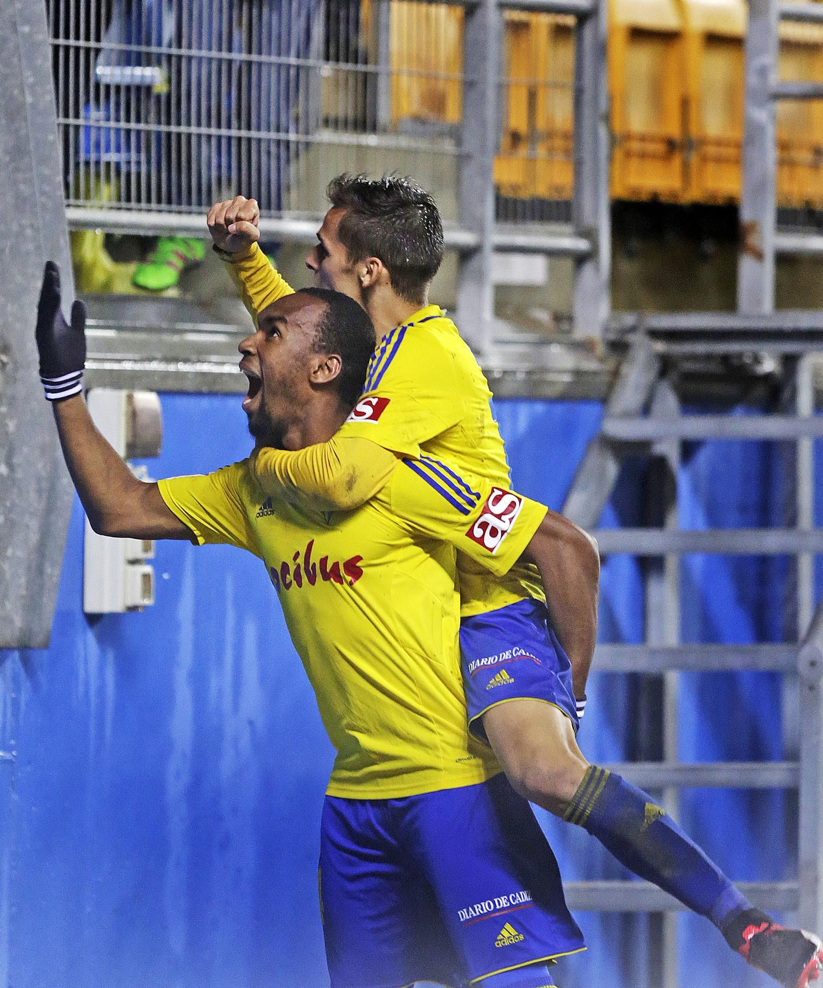 El Cádiz-Zaragoza, en imágenes