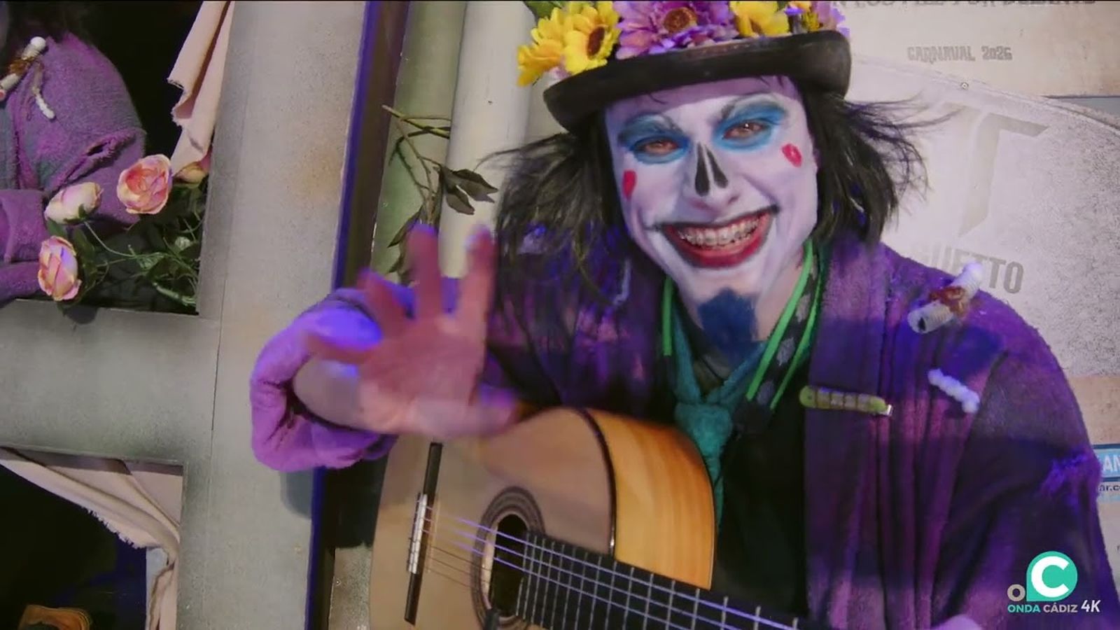 La chirigota 'Los que la tienen de mármol' en su pase de semifinal del COAC 2026