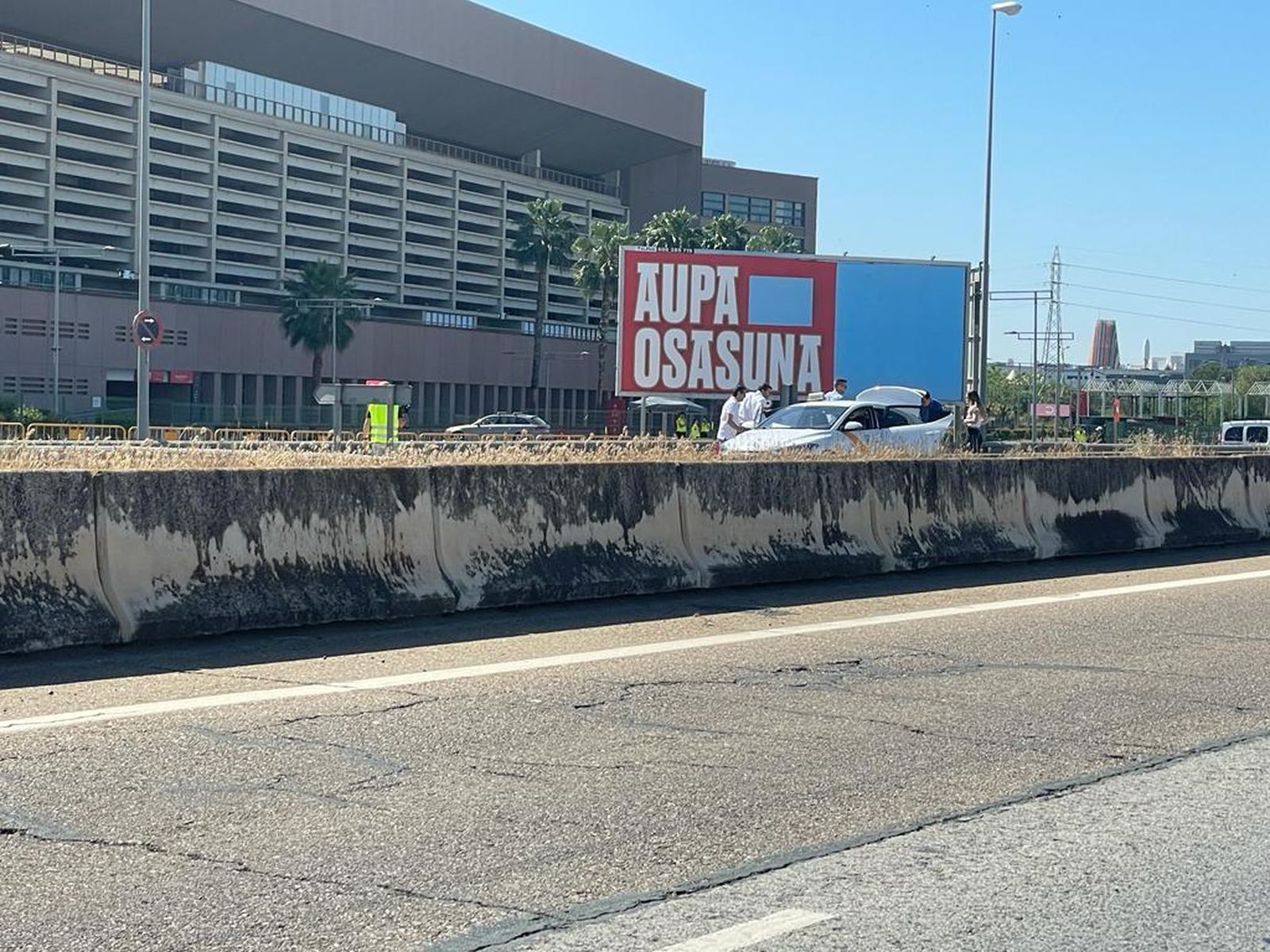 Uno de los carteles sin las referencias a EH Bildu.