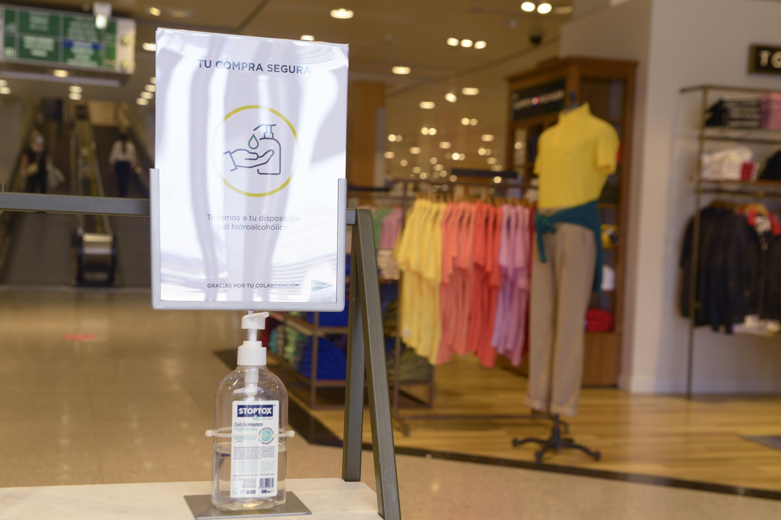 Fotos de los centros comerciales de Algeciras al inicio dela fase 2