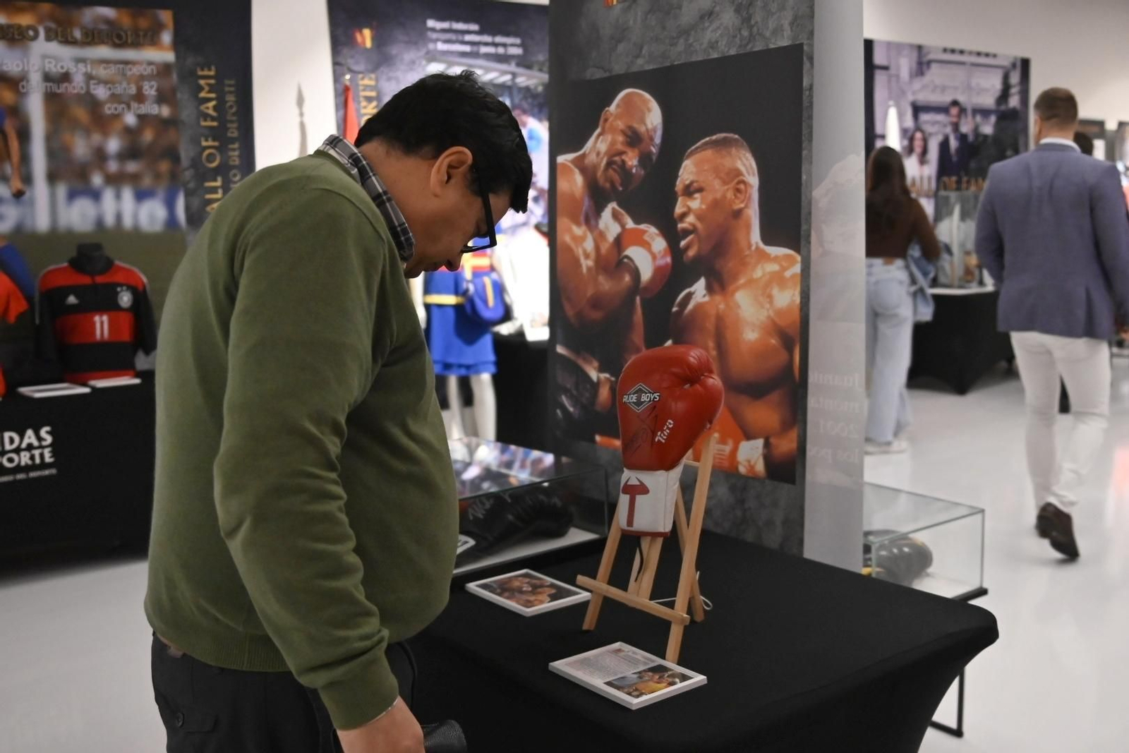 Así es la exposición 'Leyendas del Deporte' de Córdoba en imágenes