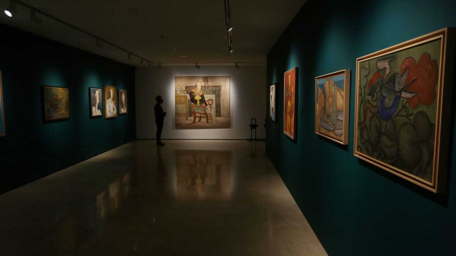 Las salas temporales de la Casa Natal acogen la muestra 'Vilató. 100 obras para un centenario'.