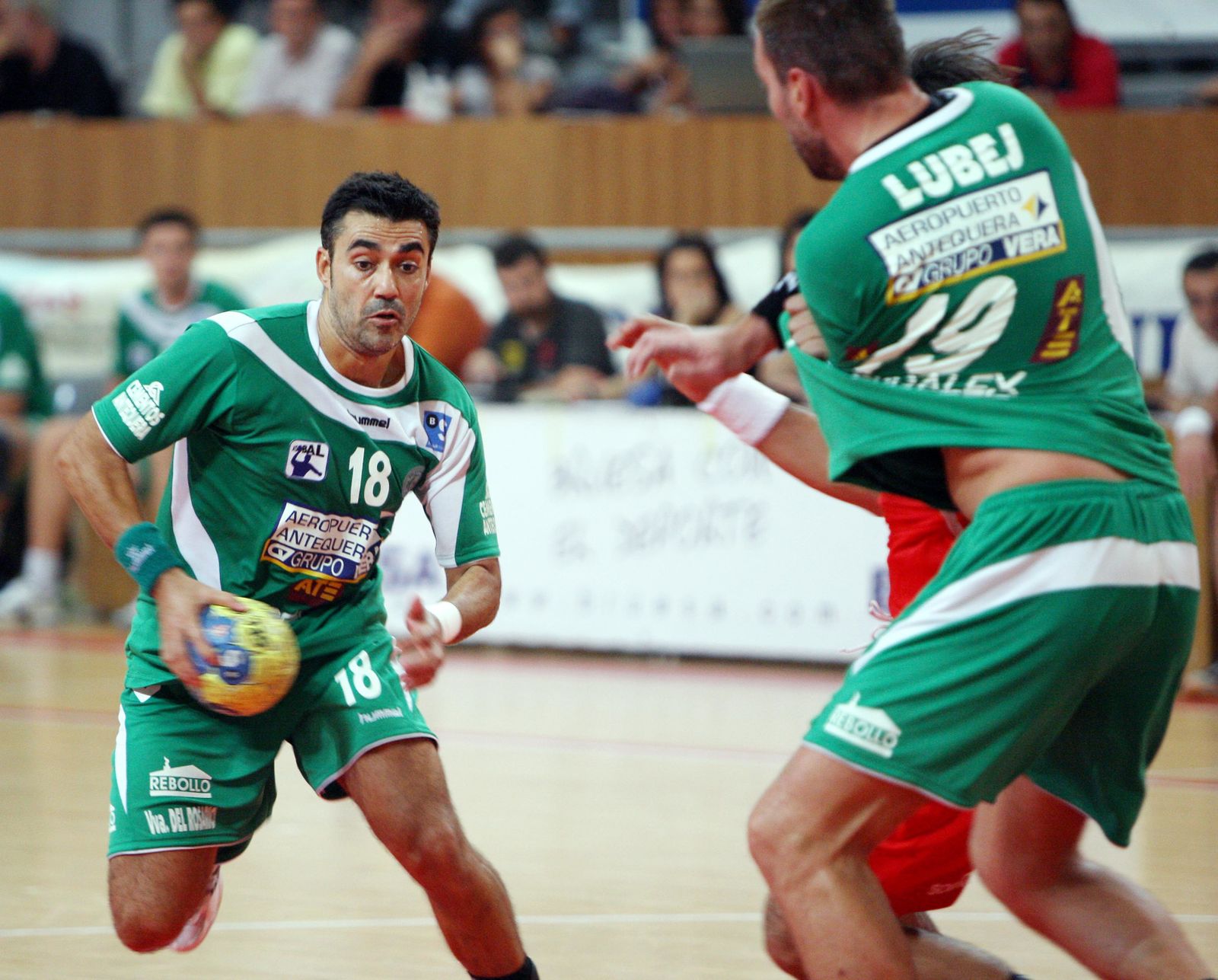 Pepelu Pérez Cancha, en su etapa en el Antequera.