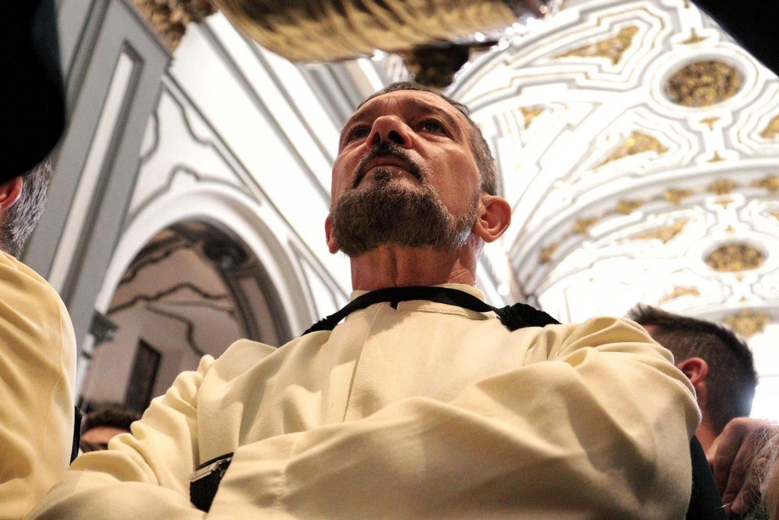 Lágrimas y Favores se quedan en el templo este Domingo de Ramos.