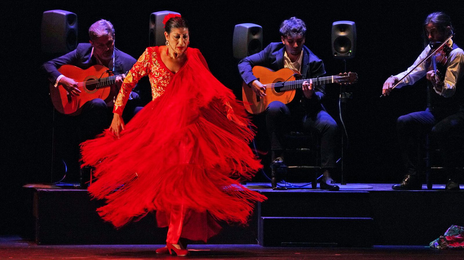 Manuela Carrasco se despide de los escenarios con un espectáculo lleno de emoción que ya pasó por el Festival de Jerez.