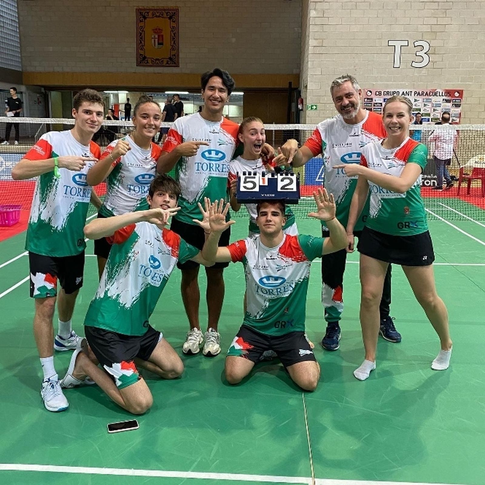 El Bádminton Granada-Grupo Torres festeja su primer triunfo