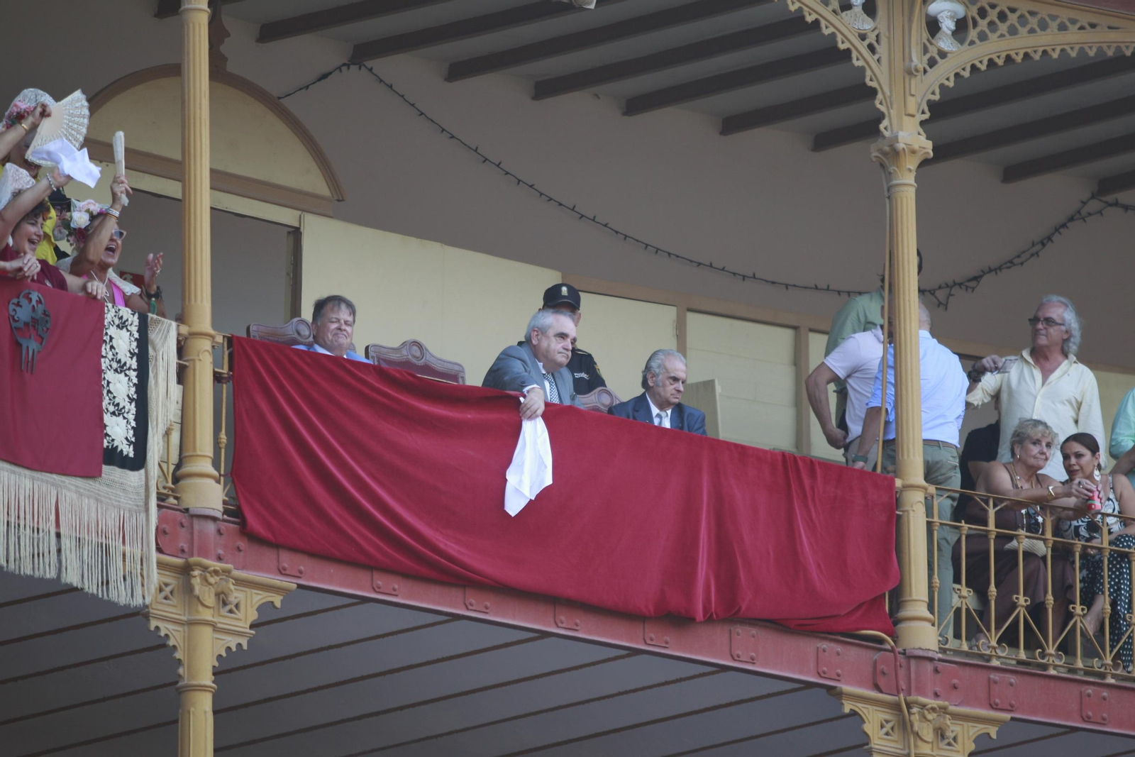 La despedida del torero Enrique Ponce de la Feria de Almería 2024, en imágenes